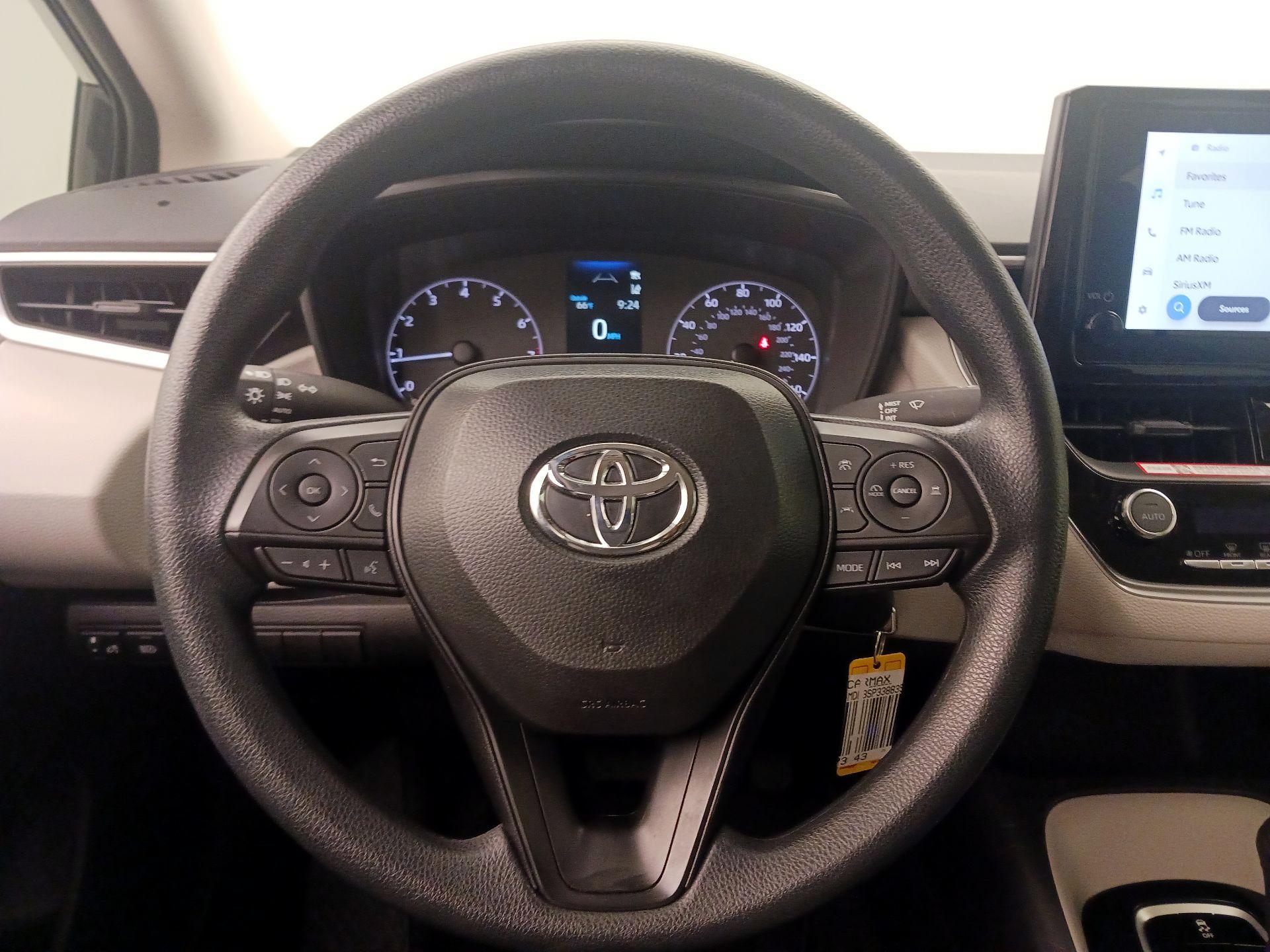 Thumbnail: 2025 Toyota Corolla - 10