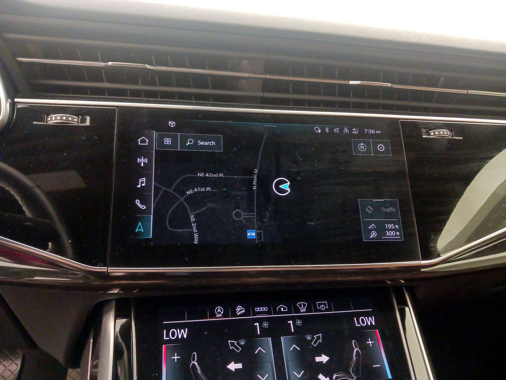 Thumbnail: 2021 Audi Q7 - 14