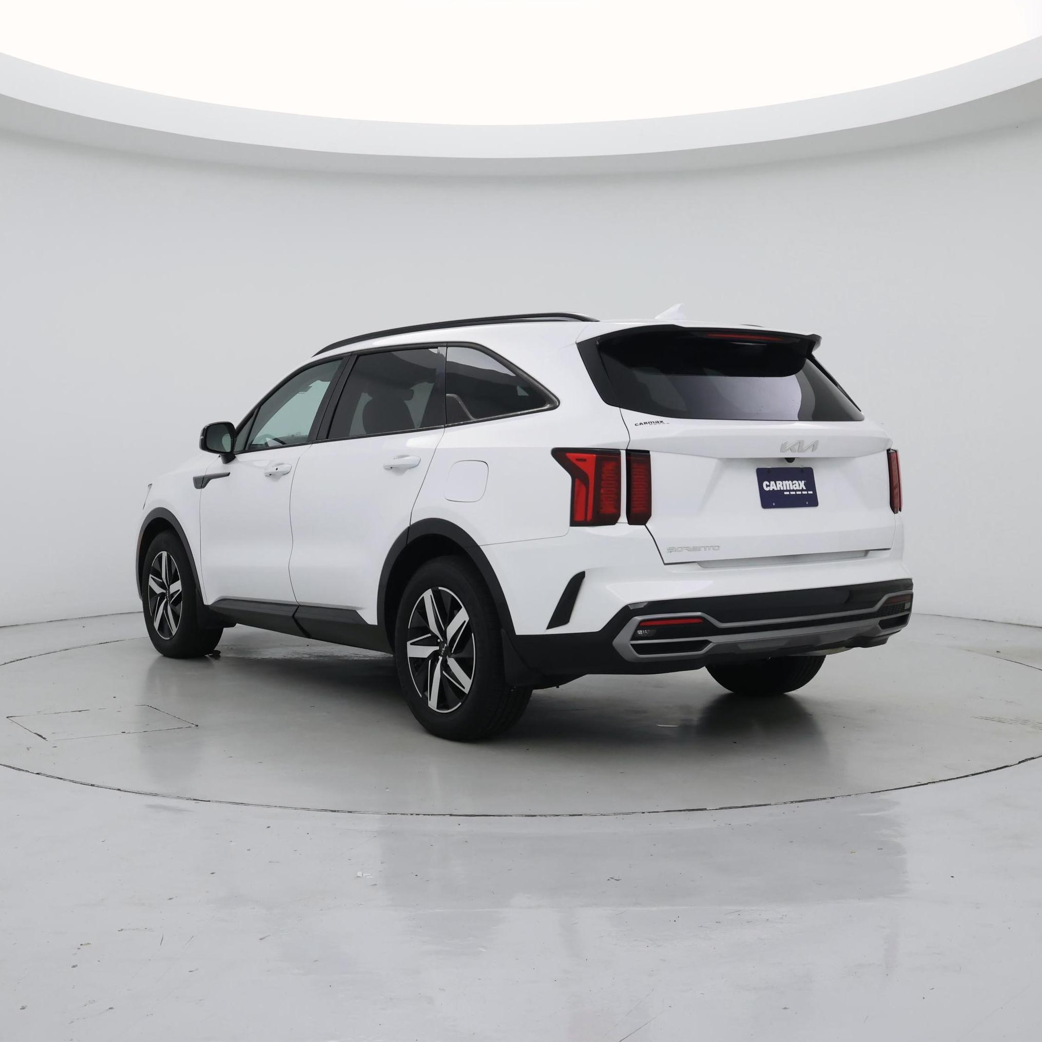 Thumbnail: 2023 Kia Sorento - 2