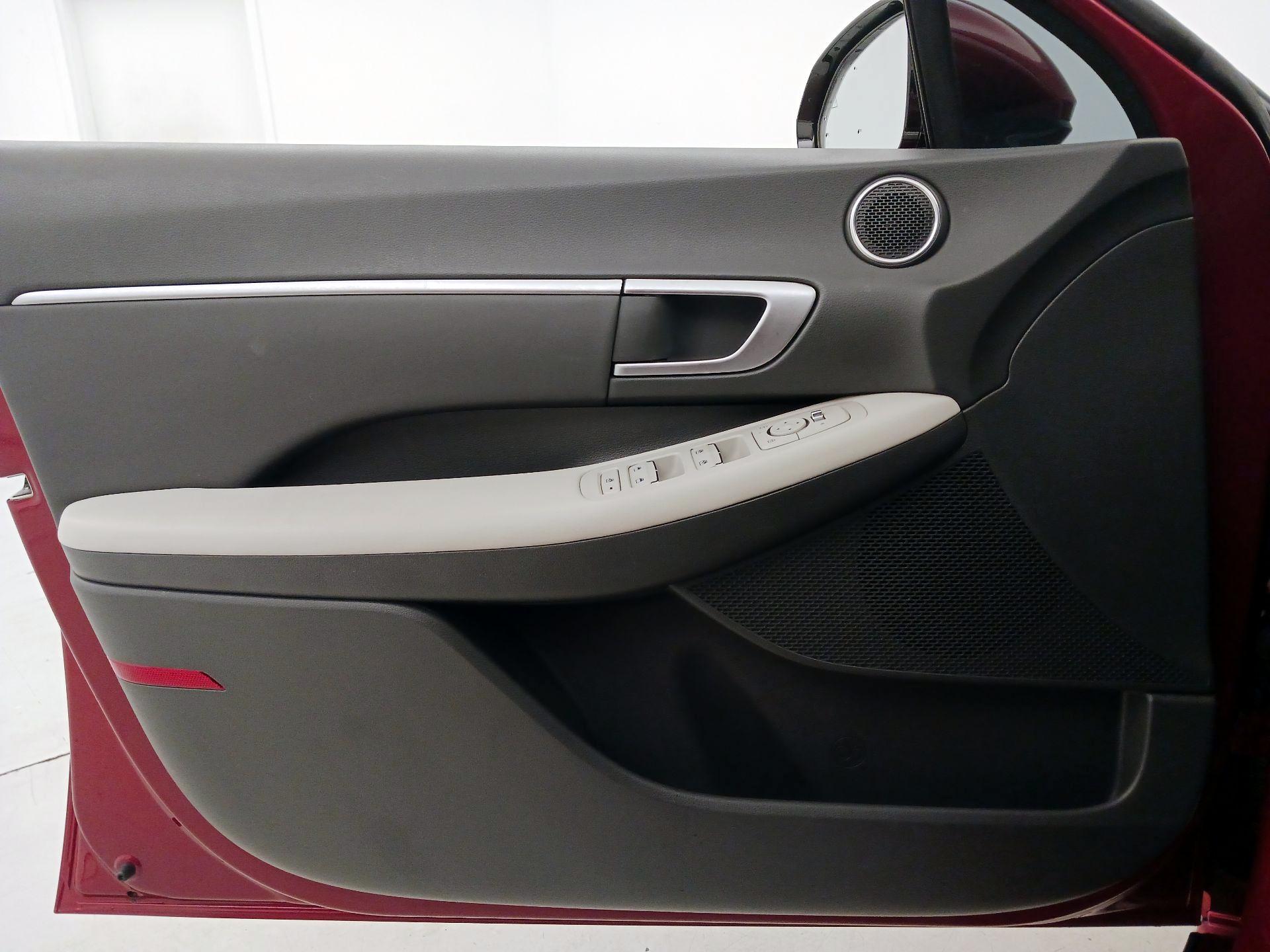 Thumbnail: 2024 Hyundai Sonata - 12