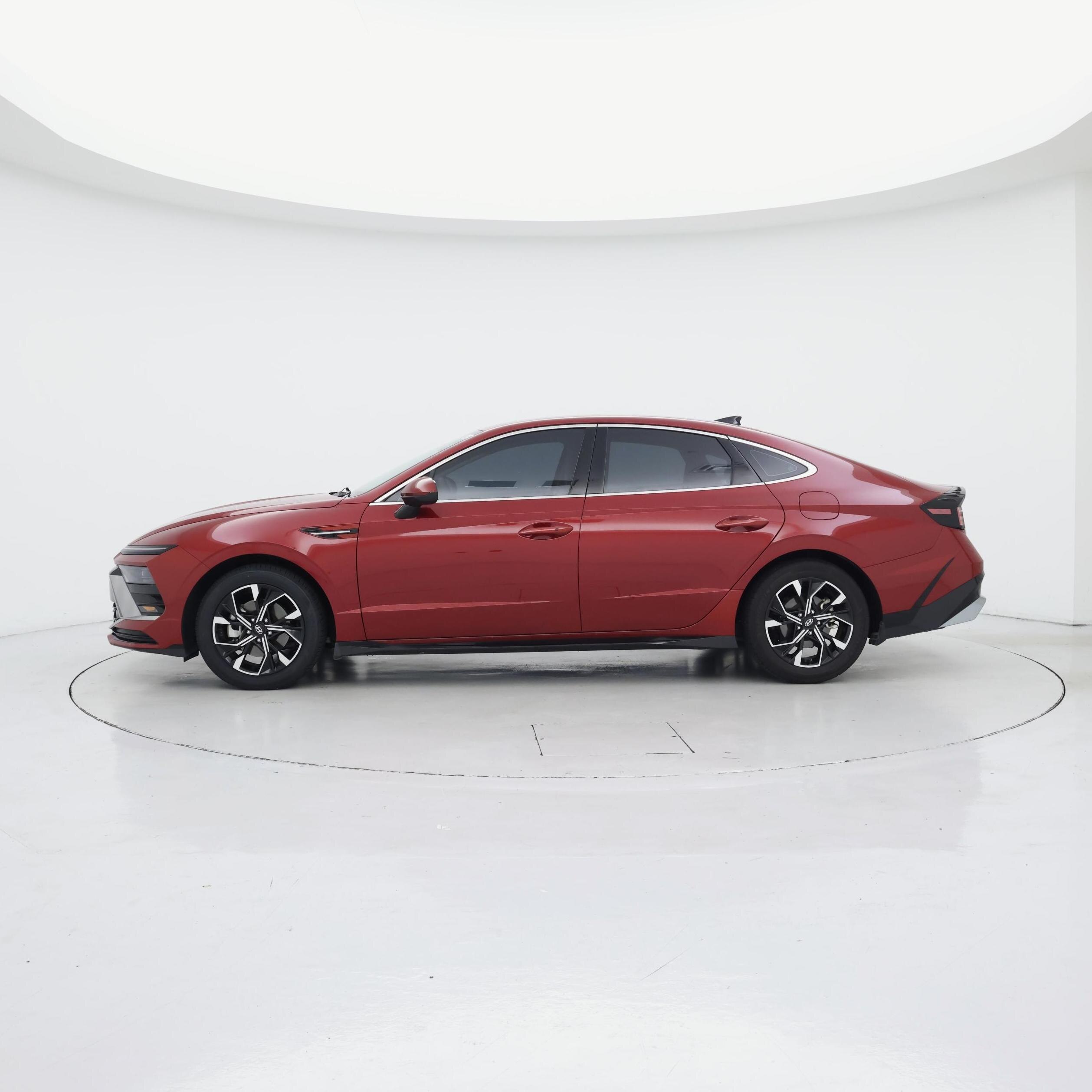 Thumbnail: 2024 Hyundai Sonata - 3
