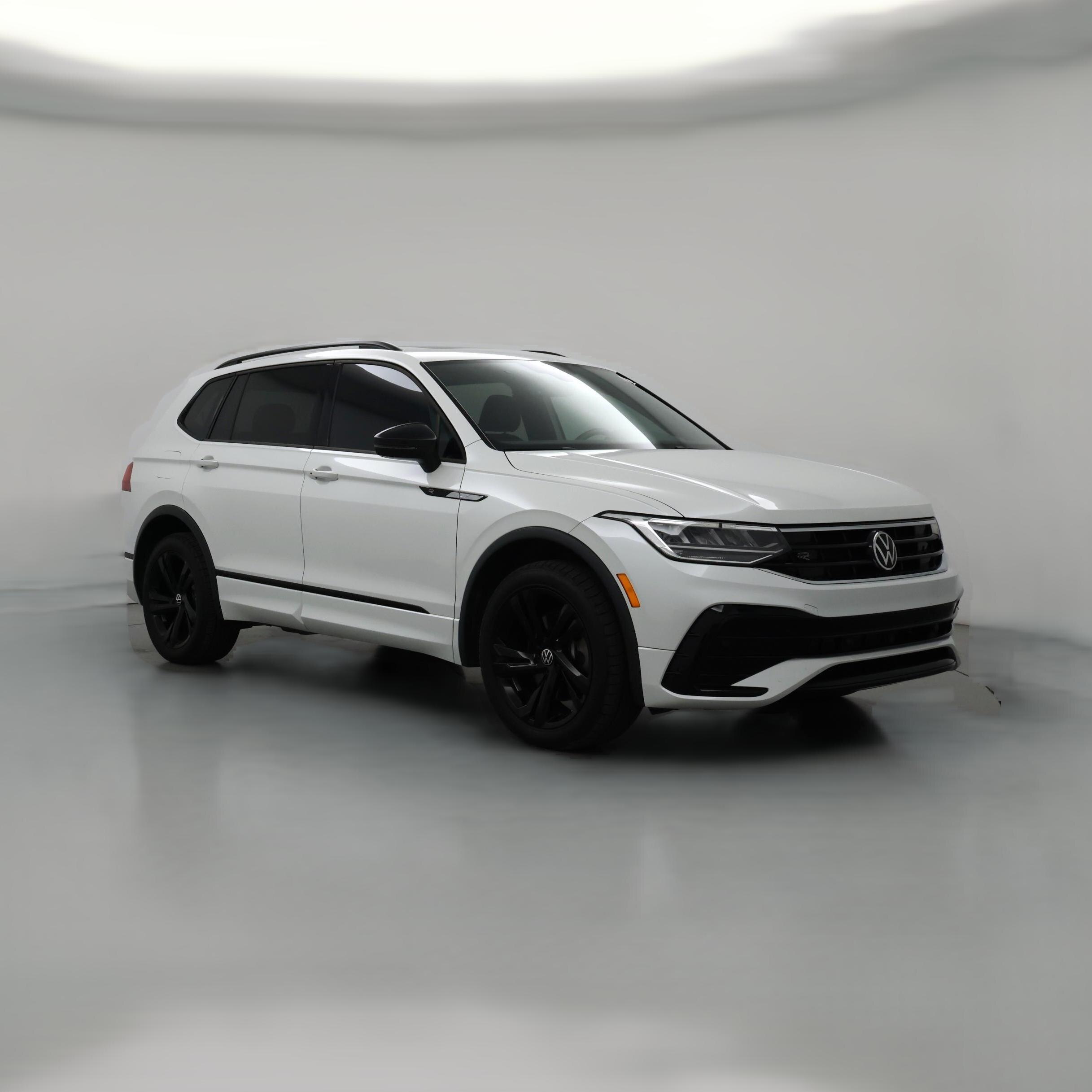 Thumbnail: 2023 Volkswagen Tiguan - 1