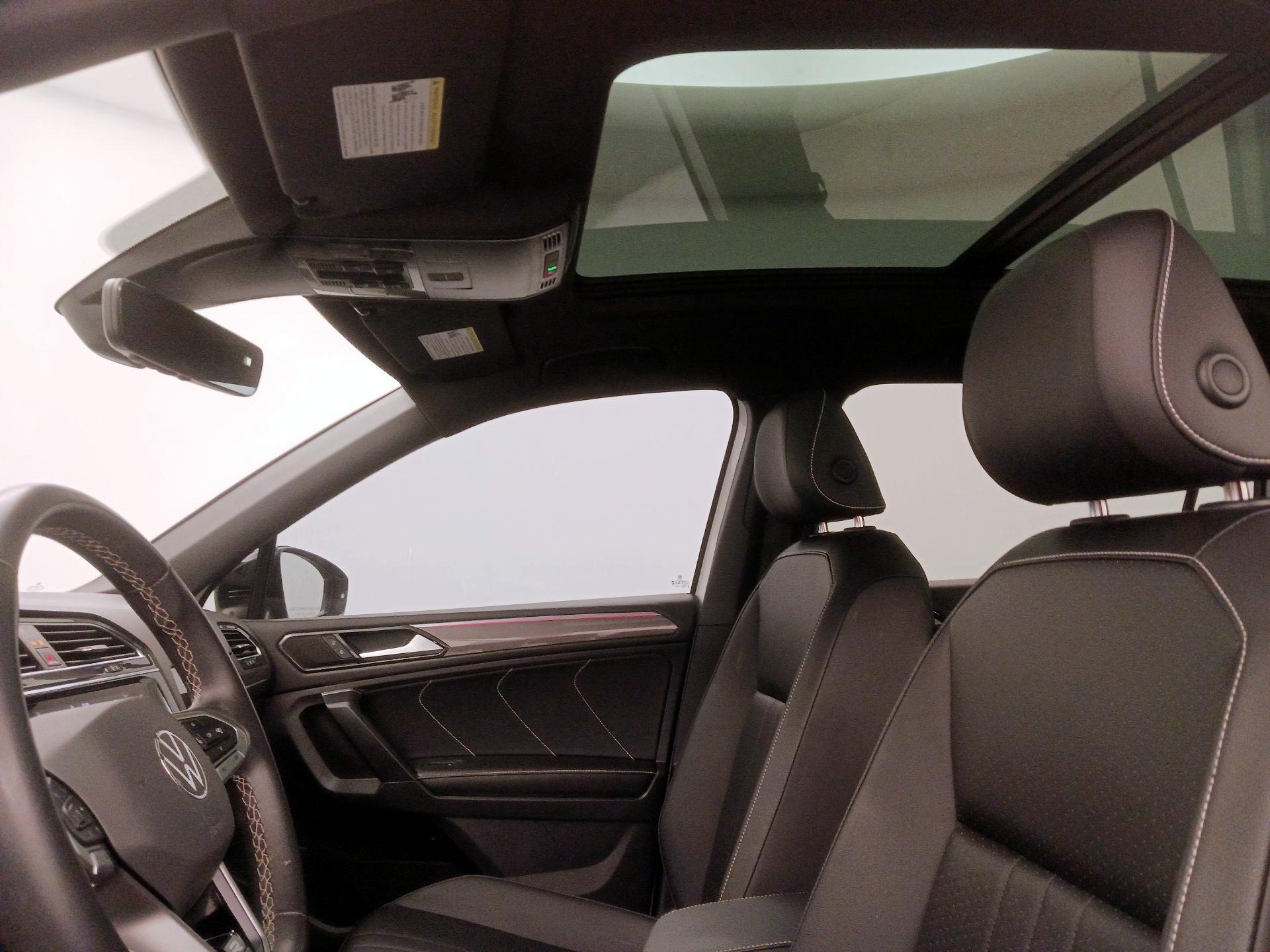 Thumbnail: 2023 Volkswagen Tiguan - 19