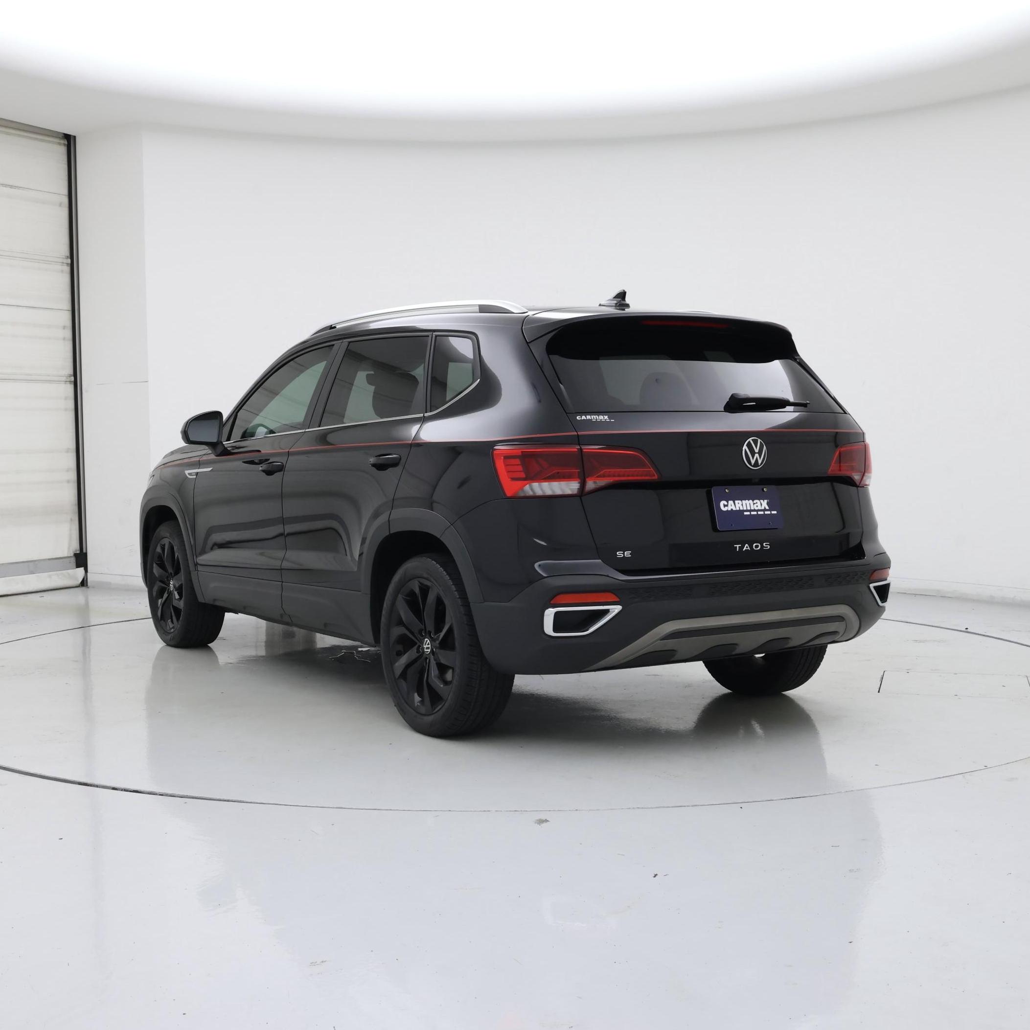Thumbnail: 2023 Volkswagen Taos - 2