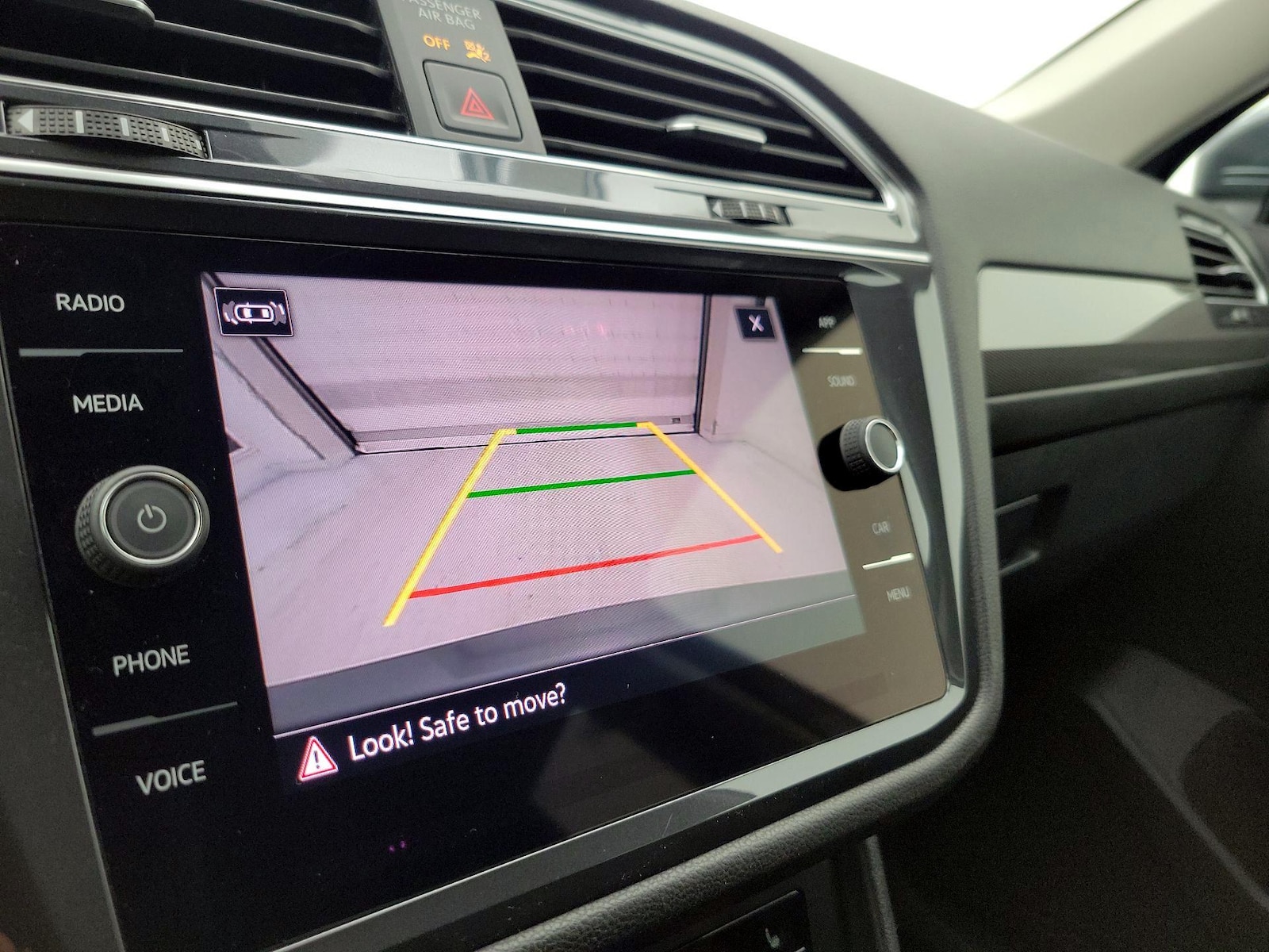2023 Volkswagen Tiguan SE - Photo 15