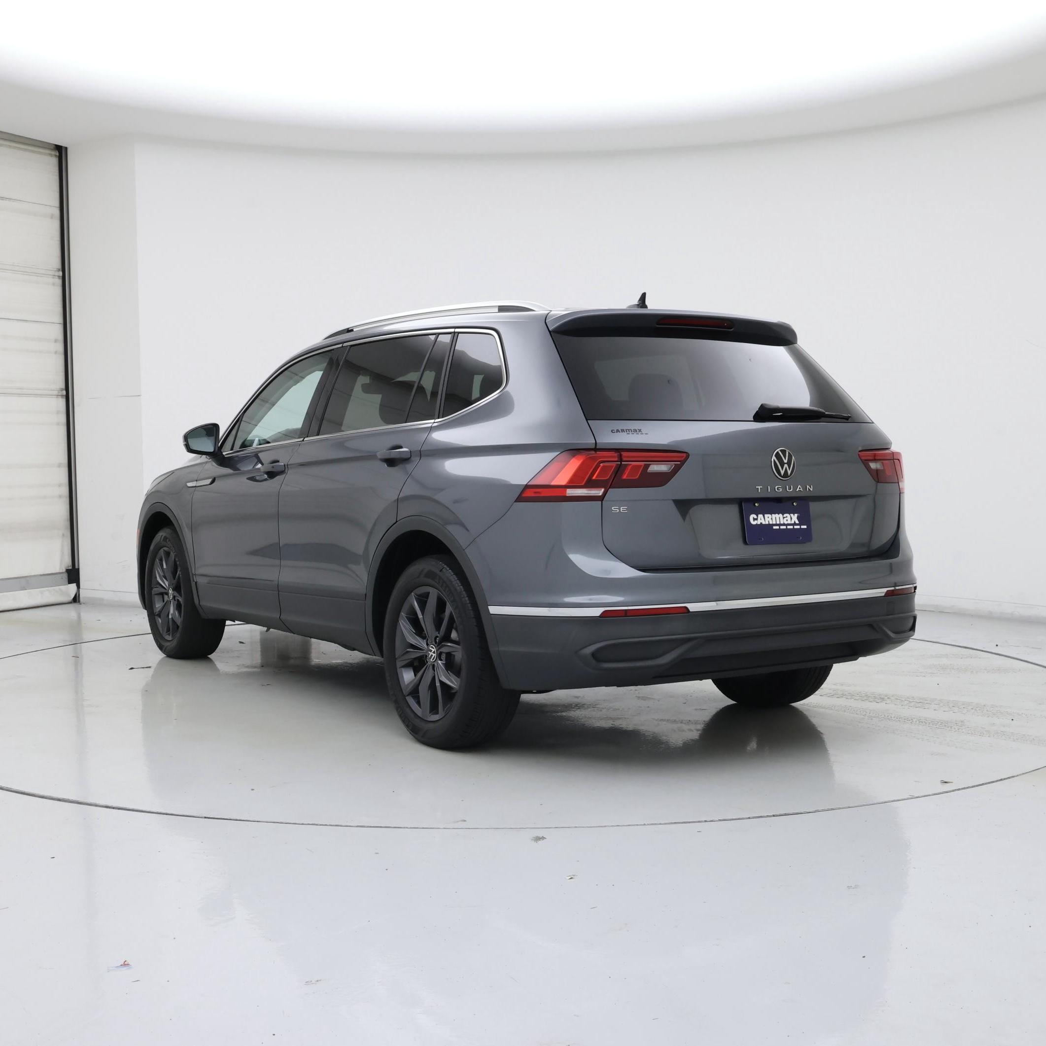 Thumbnail: 2023 Volkswagen Tiguan - 2