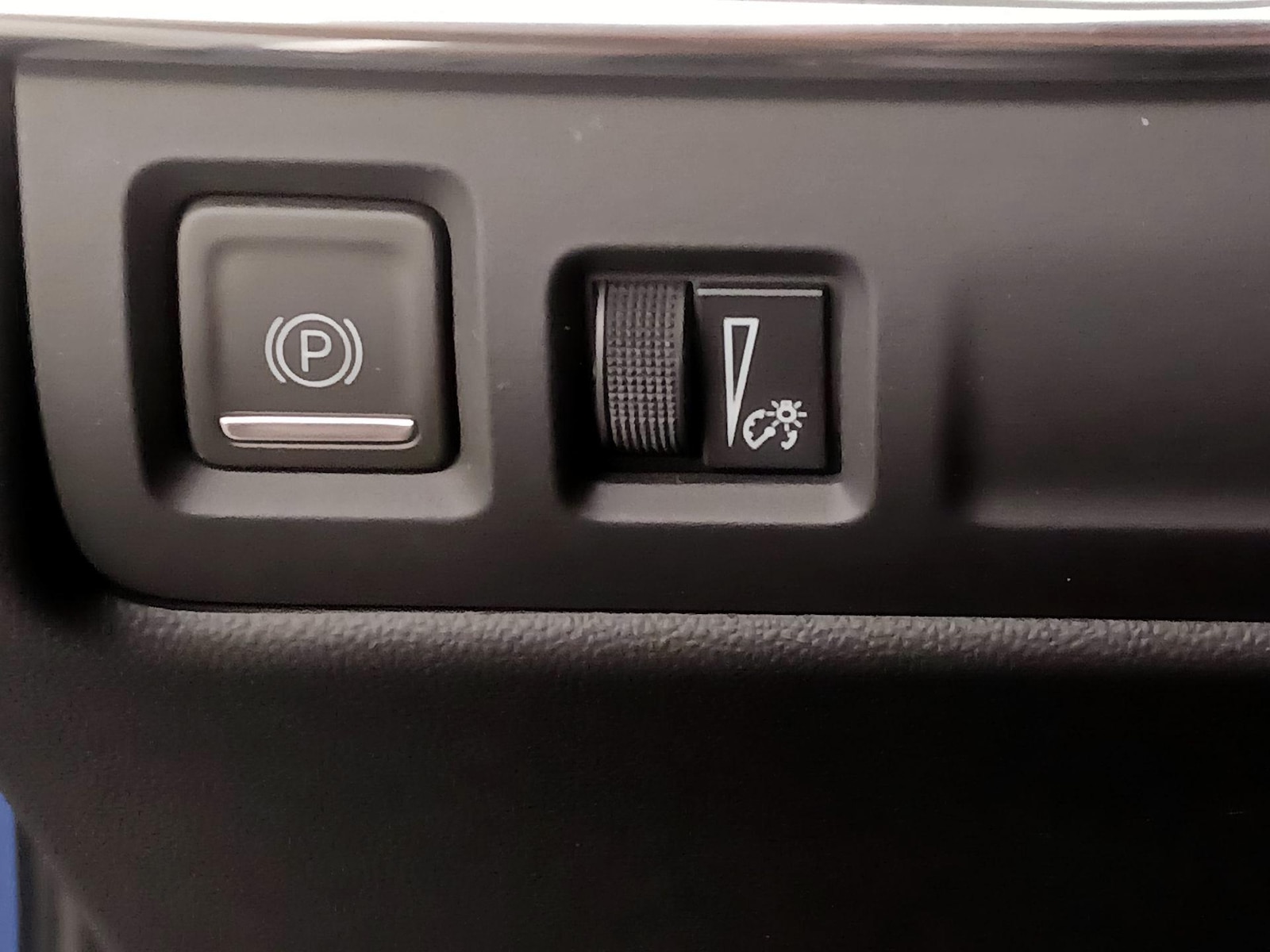2023 Cadillac XT4 Premium Luxury - Photo 14