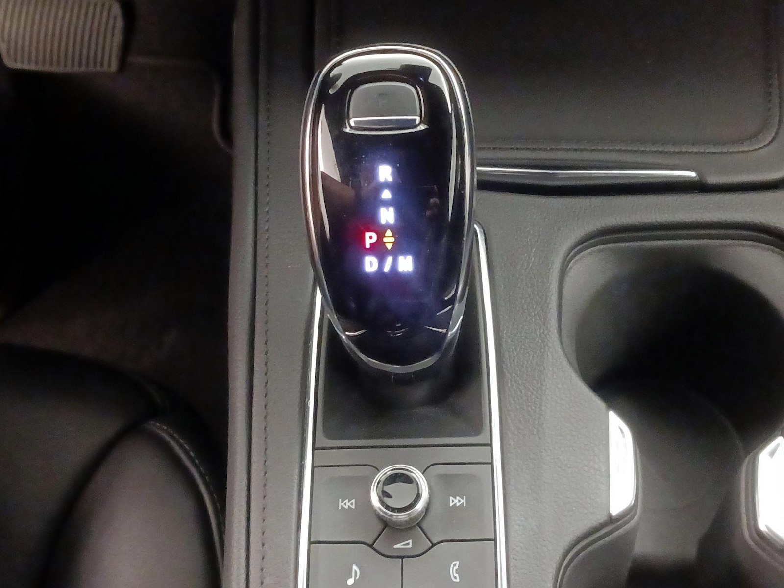 2023 Cadillac XT4 Premium Luxury - Photo 18