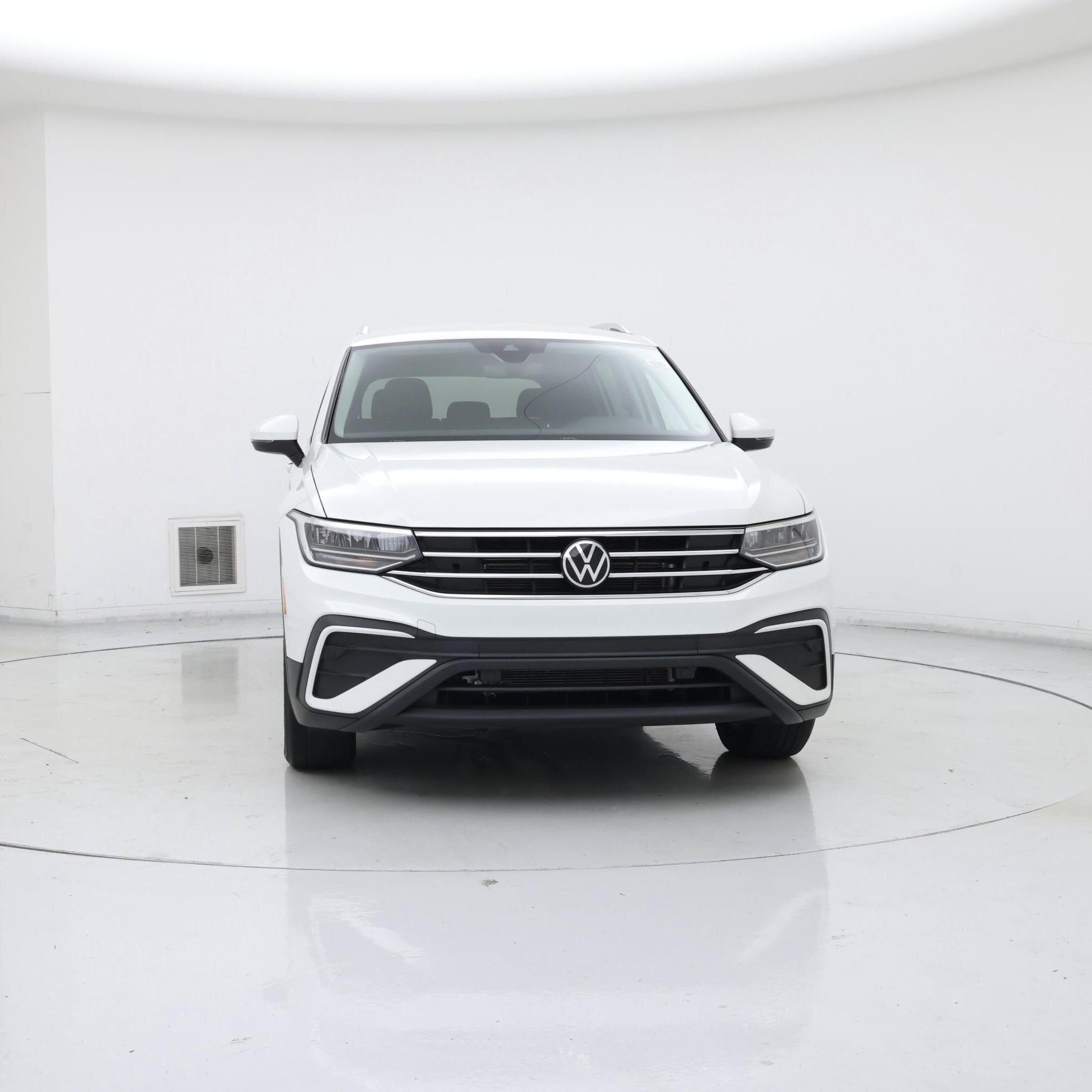 Thumbnail: 2023 Volkswagen Tiguan - 5