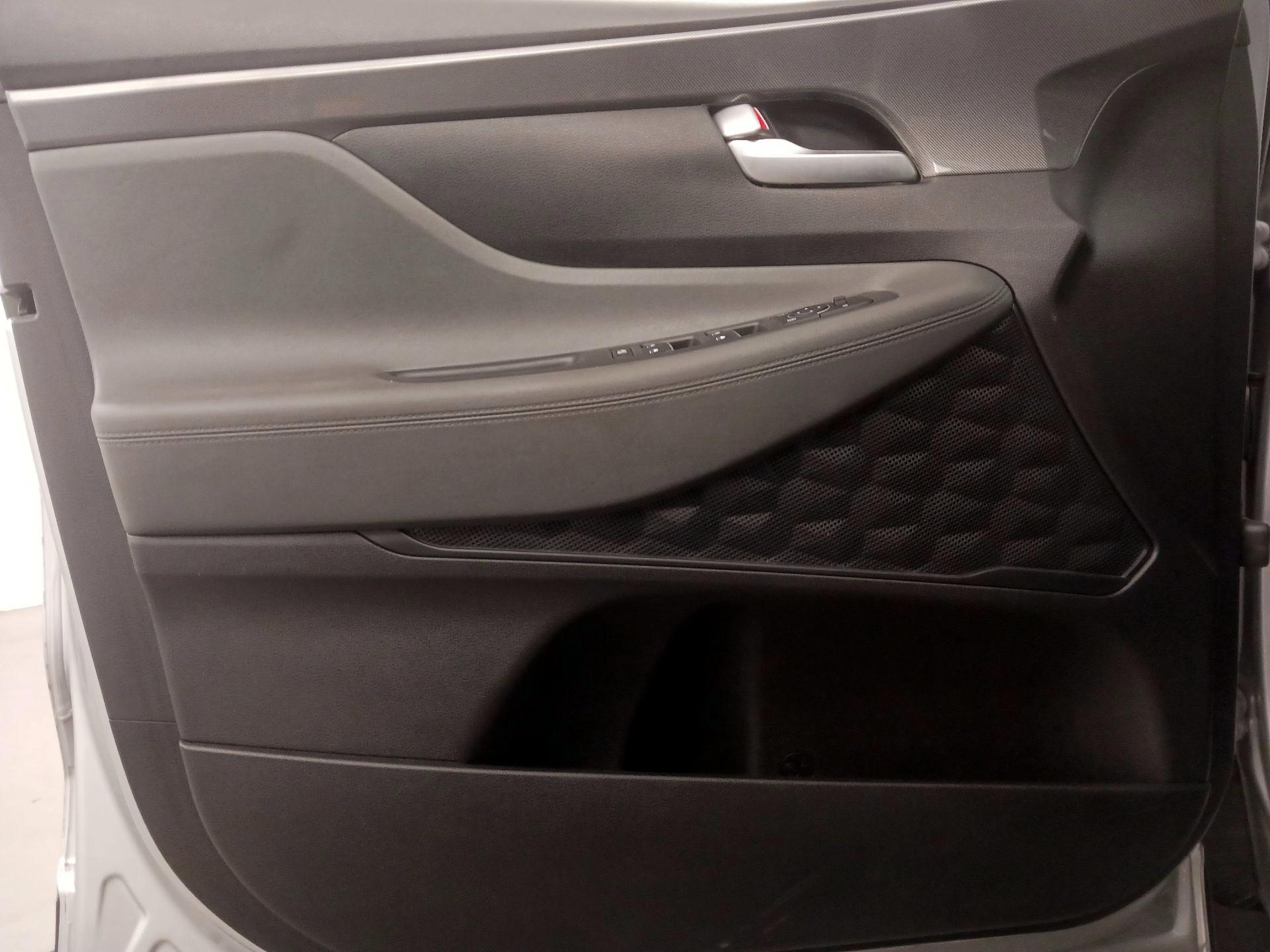 Thumbnail: 2023 Hyundai Santa Fe - 12