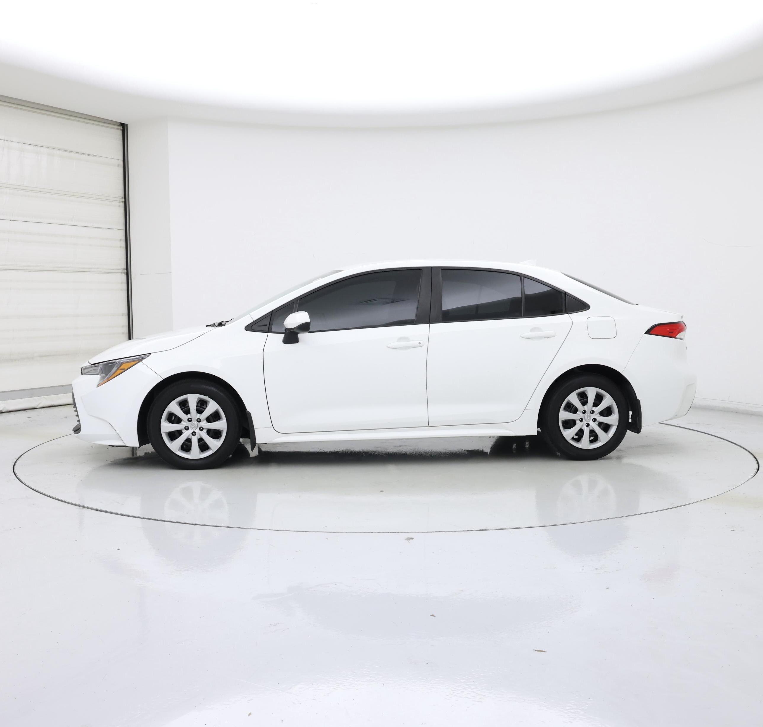 Thumbnail: 2024 Toyota Corolla - 3