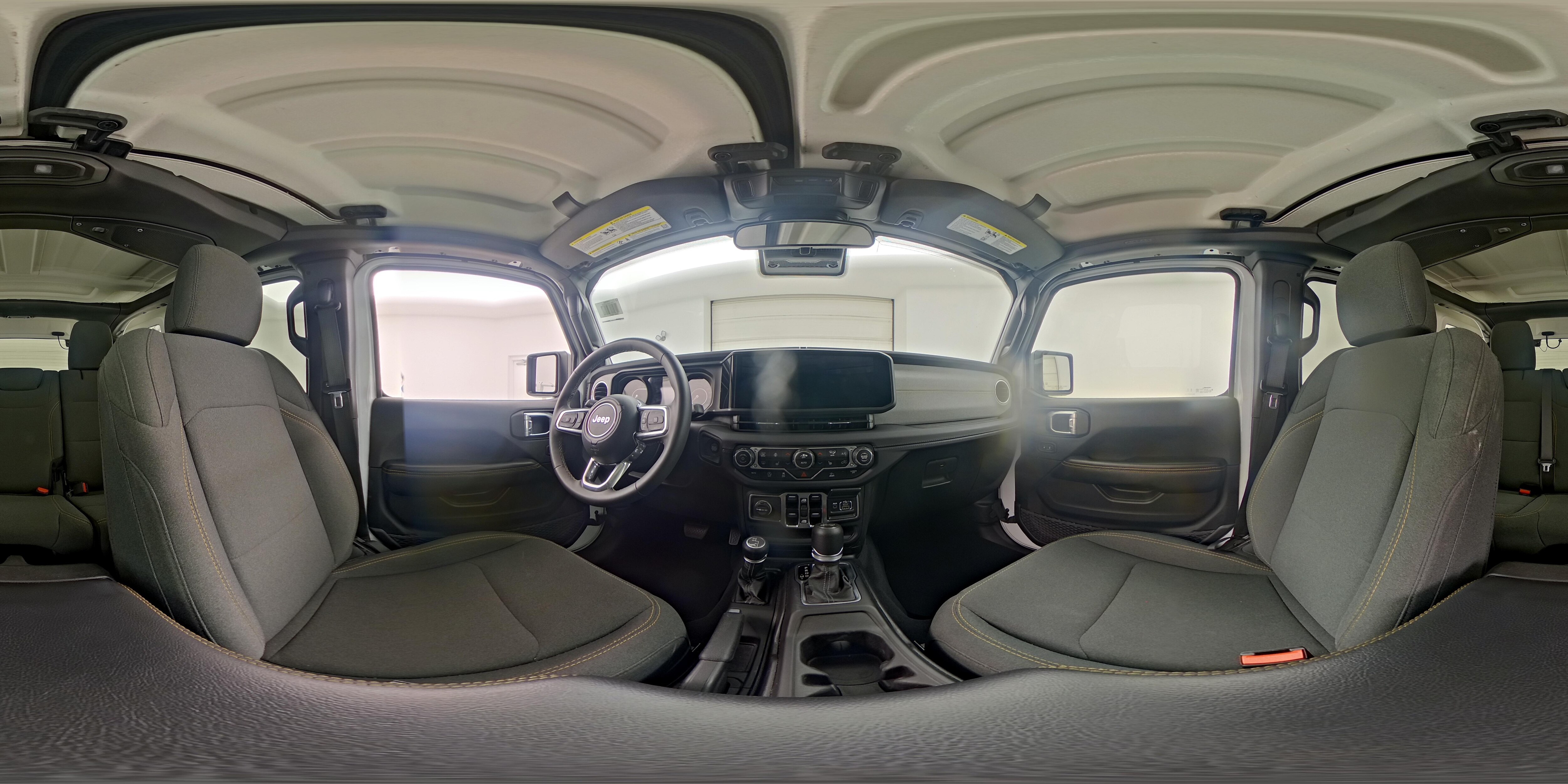 2025 Jeep Wrangler 4-Door Sahara - Photo 25
