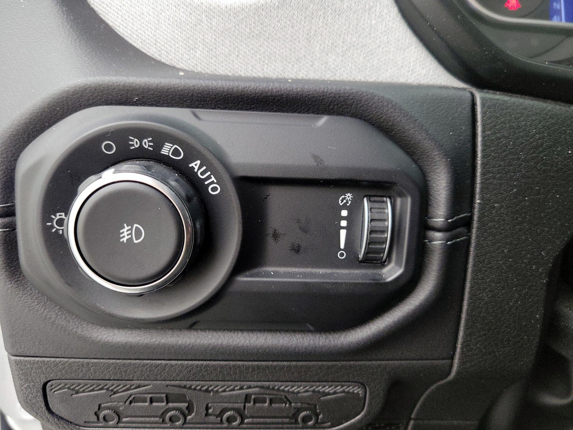 Thumbnail: 2025 Jeep Wrangler - 13