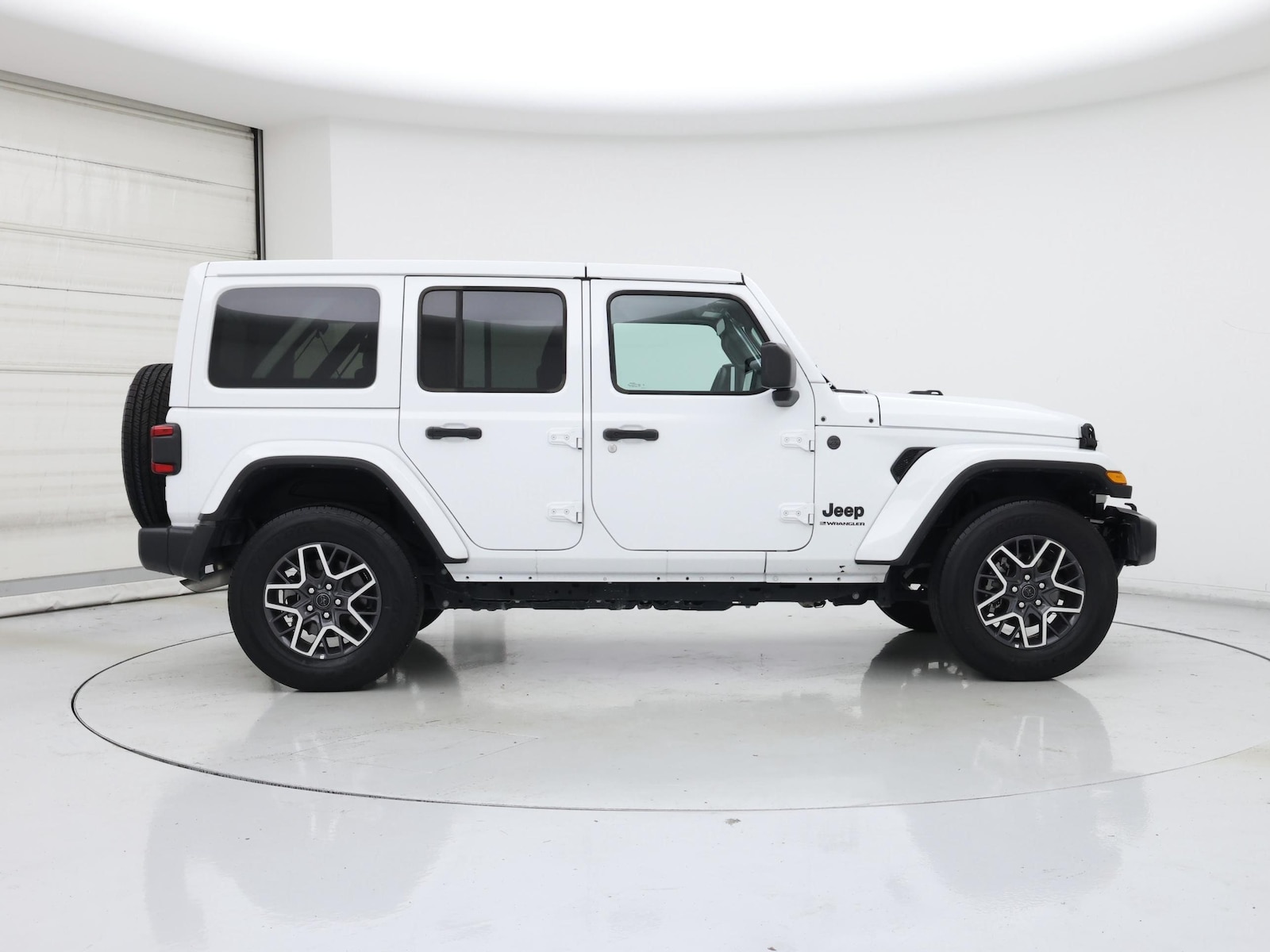 2025 Jeep Wrangler 4-Door Sahara - Photo 8