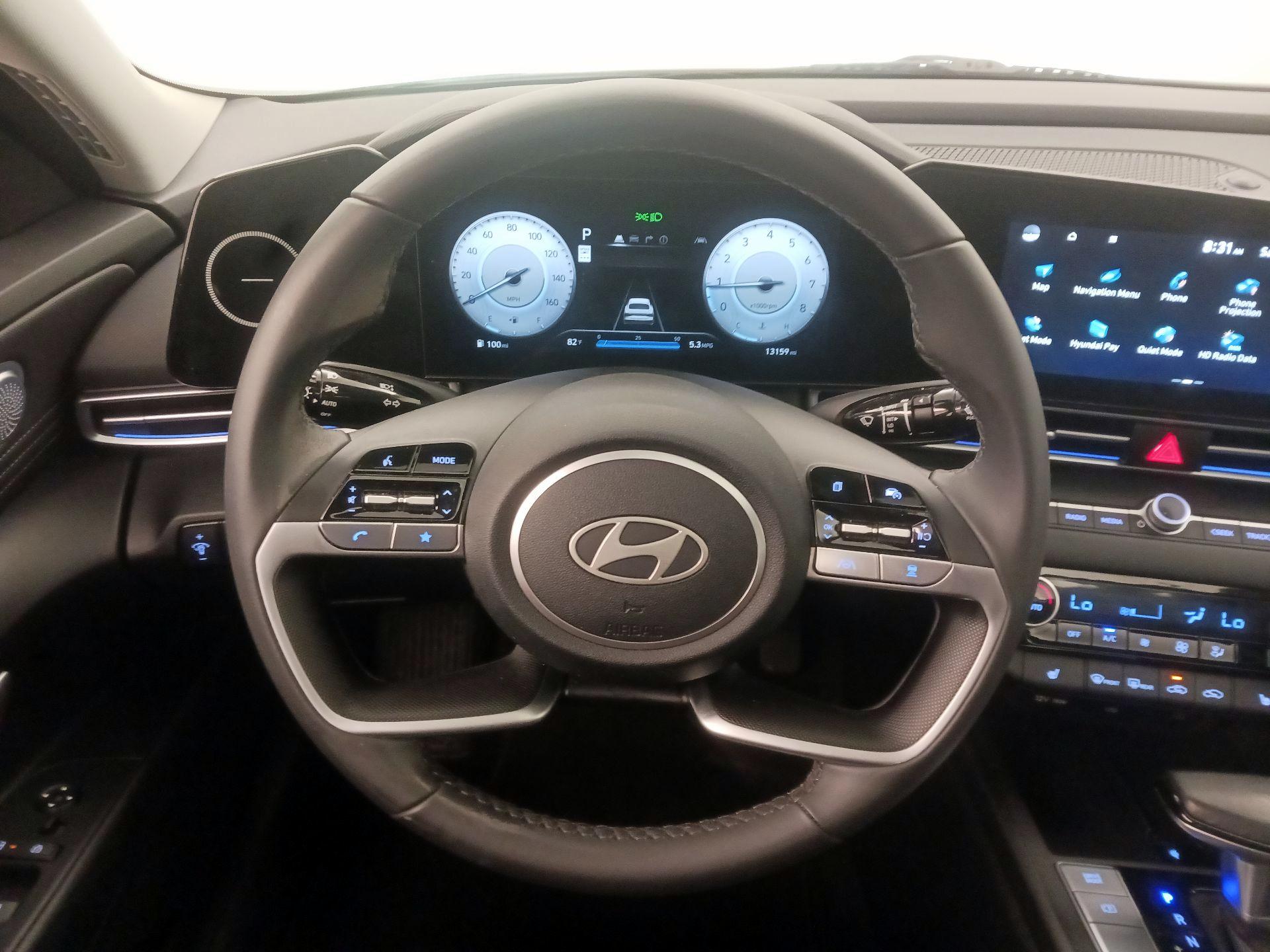 Thumbnail: 2024 Hyundai Elantra - 10