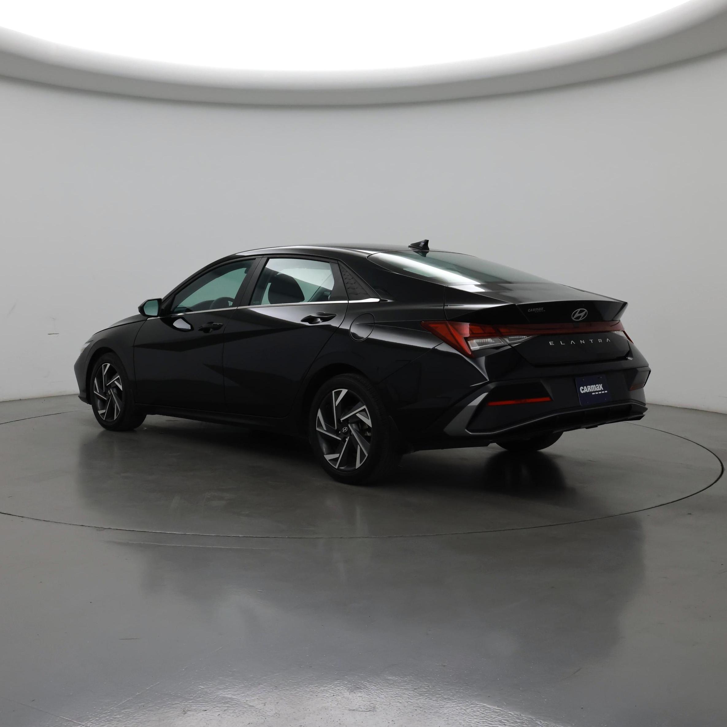 Thumbnail: 2024 Hyundai Elantra - 2