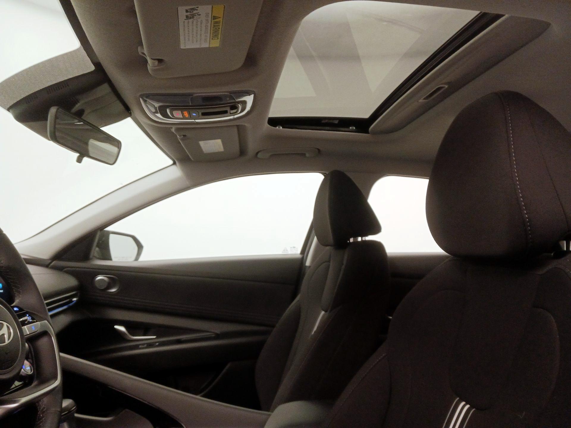 Thumbnail: 2024 Hyundai Elantra - 20