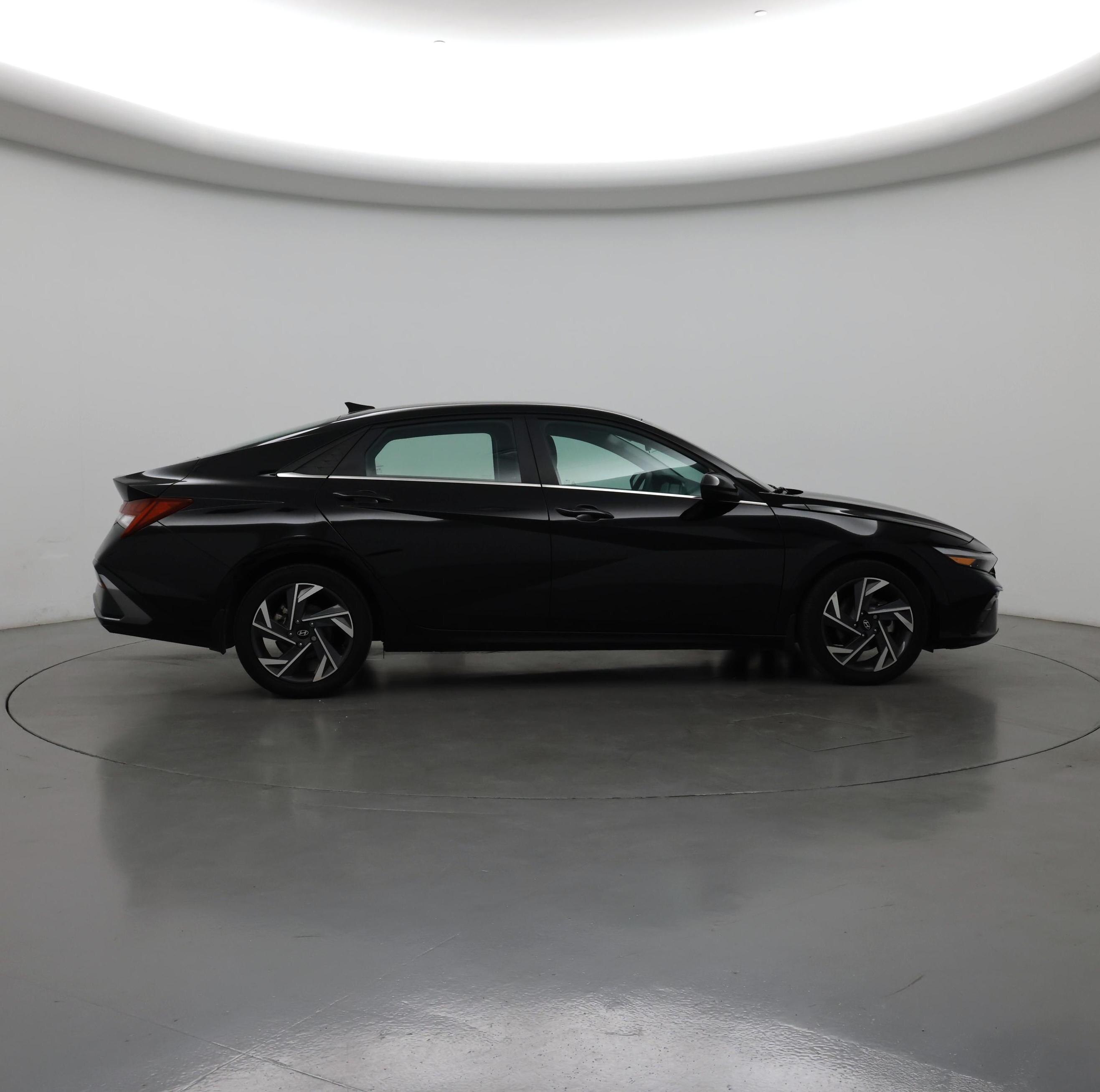 Thumbnail: 2024 Hyundai Elantra - 7