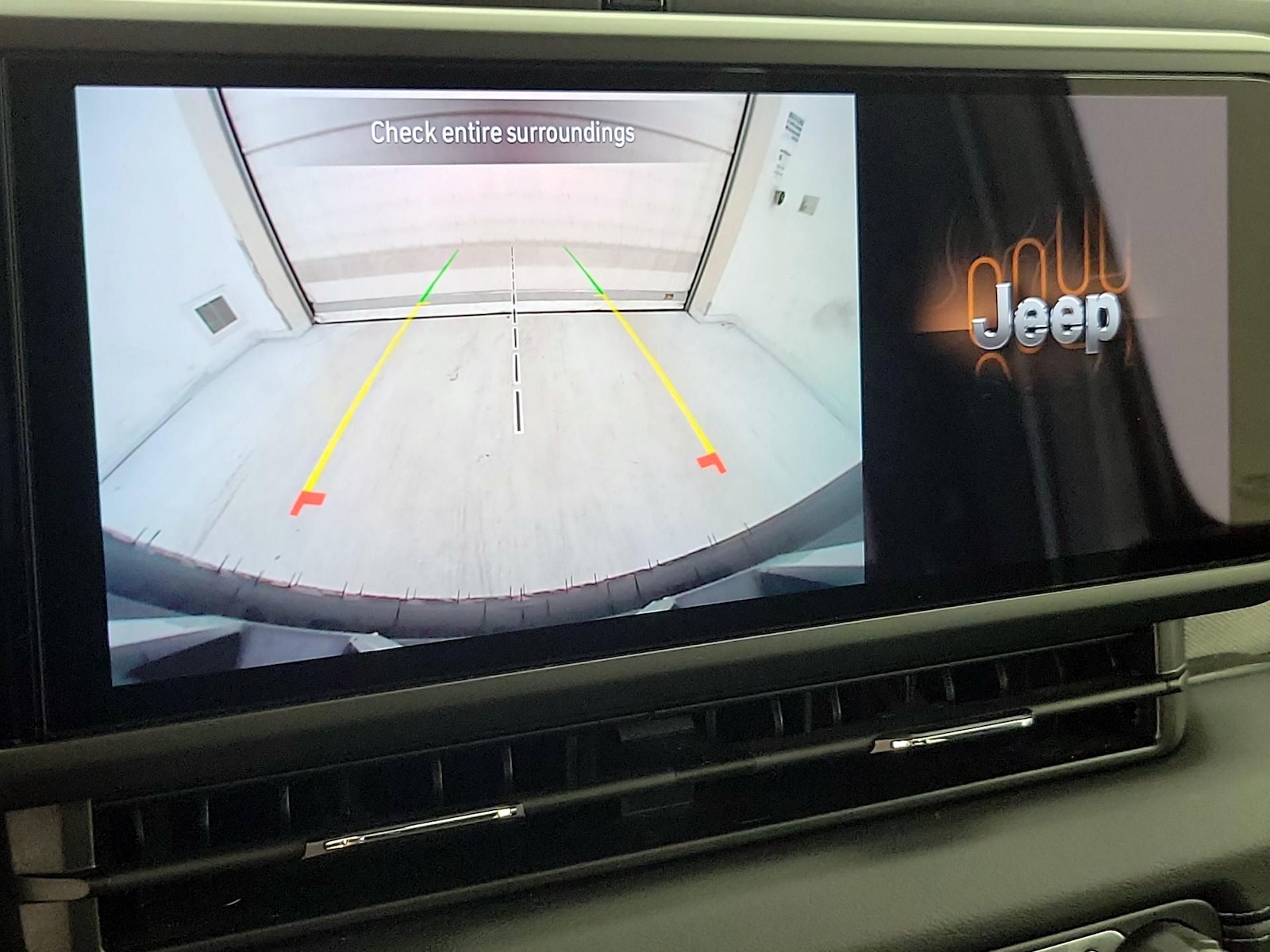 2025 Jeep Wrangler 4-Door Sahara - Photo 15