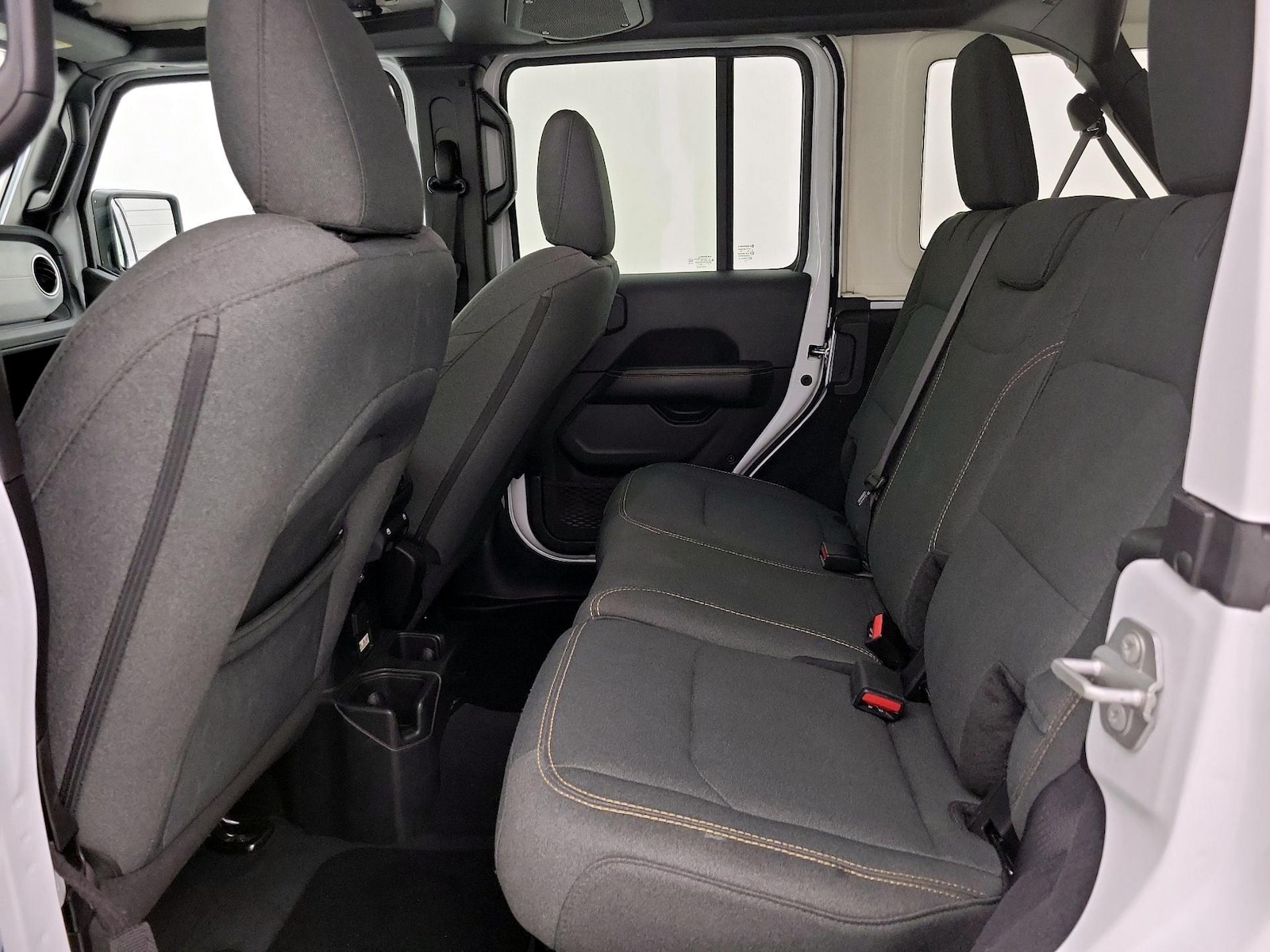 2025 Jeep Wrangler 4-Door Sahara - Photo 21
