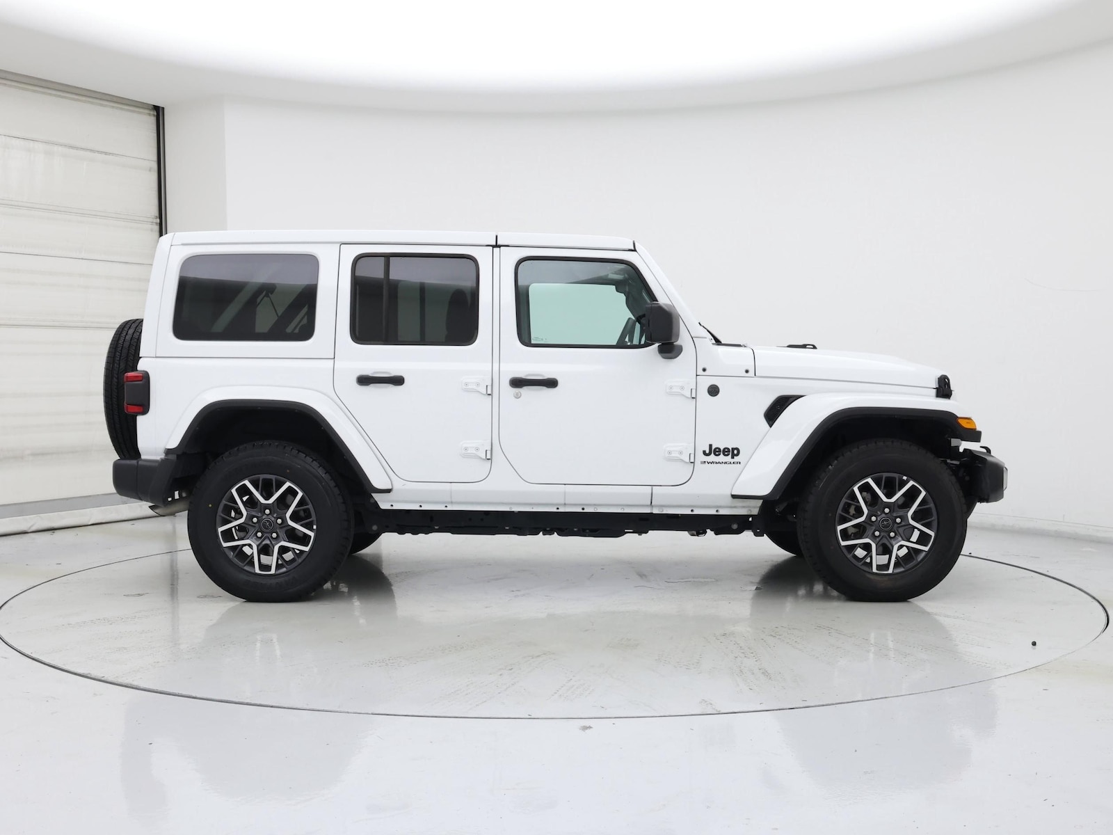 2025 Jeep Wrangler 4-Door Sahara - Photo 8