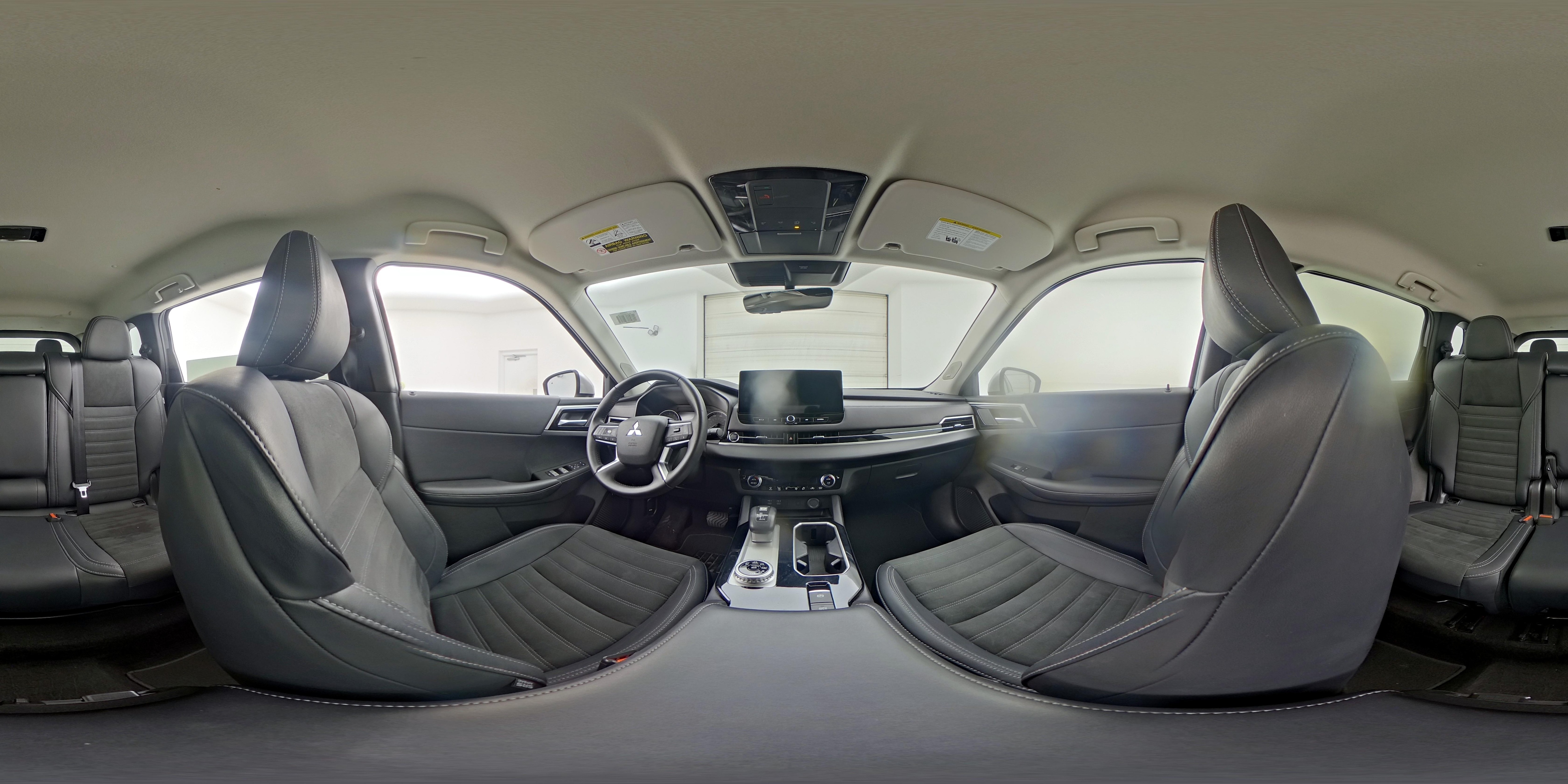 2025 Mitsubishi Outlander SE - Photo 27