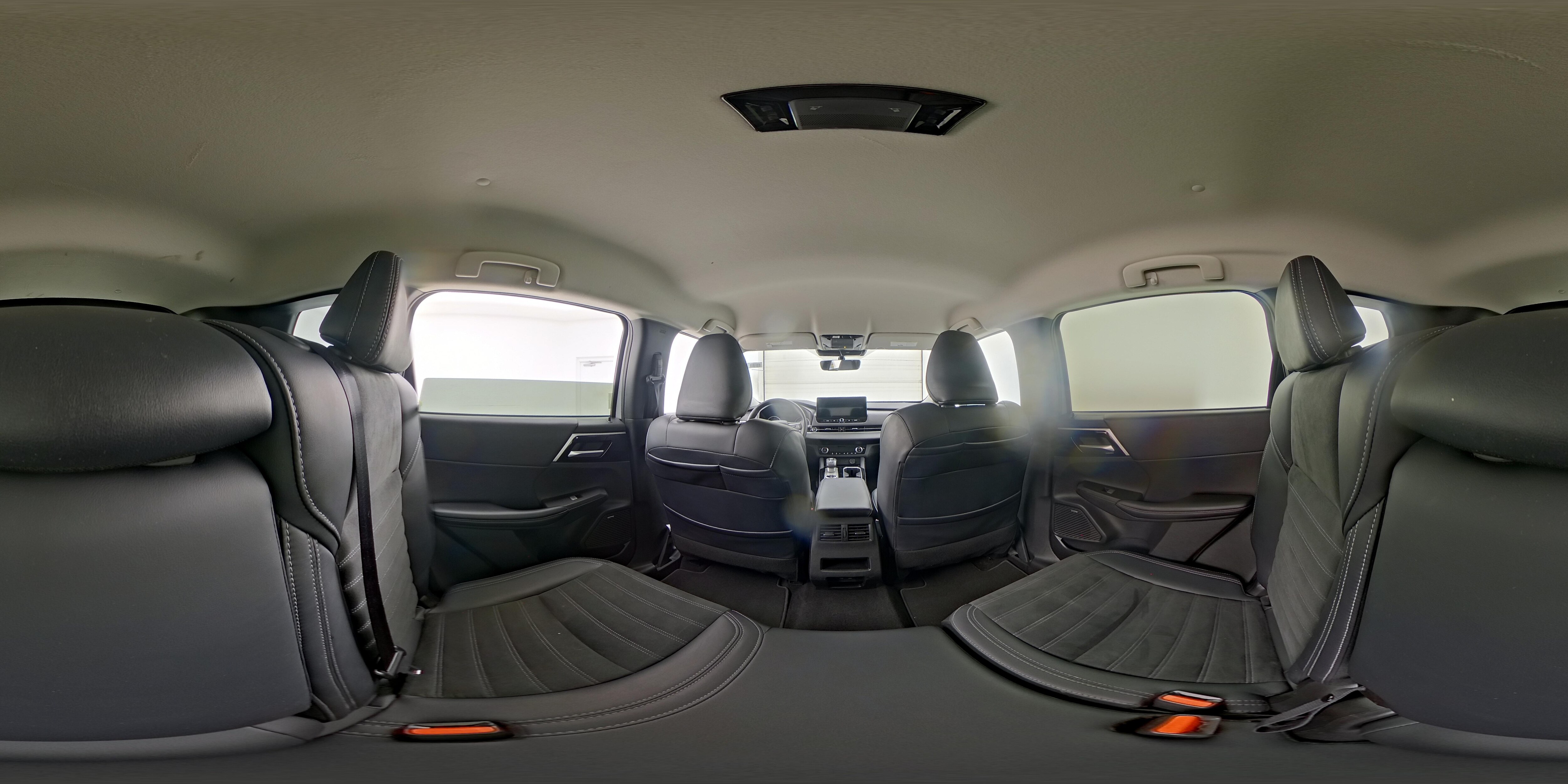 2025 Mitsubishi Outlander SE - Photo 28