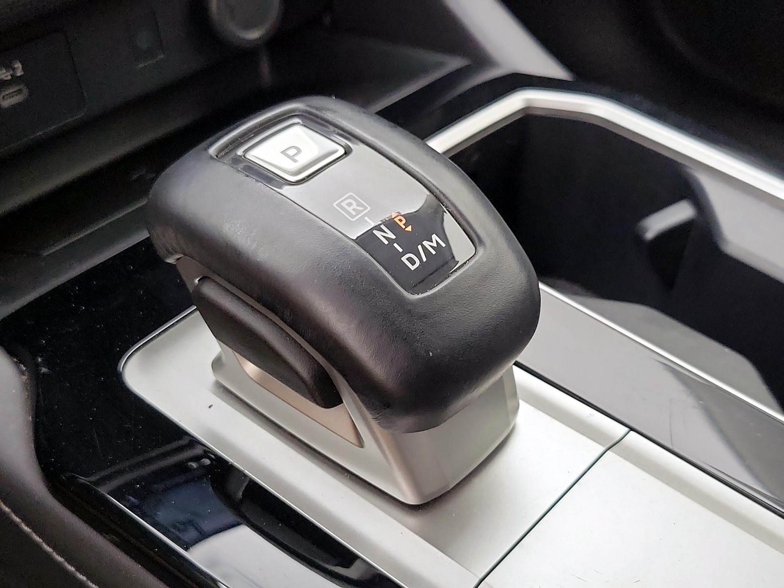 2025 Mitsubishi Outlander SE - Photo 19