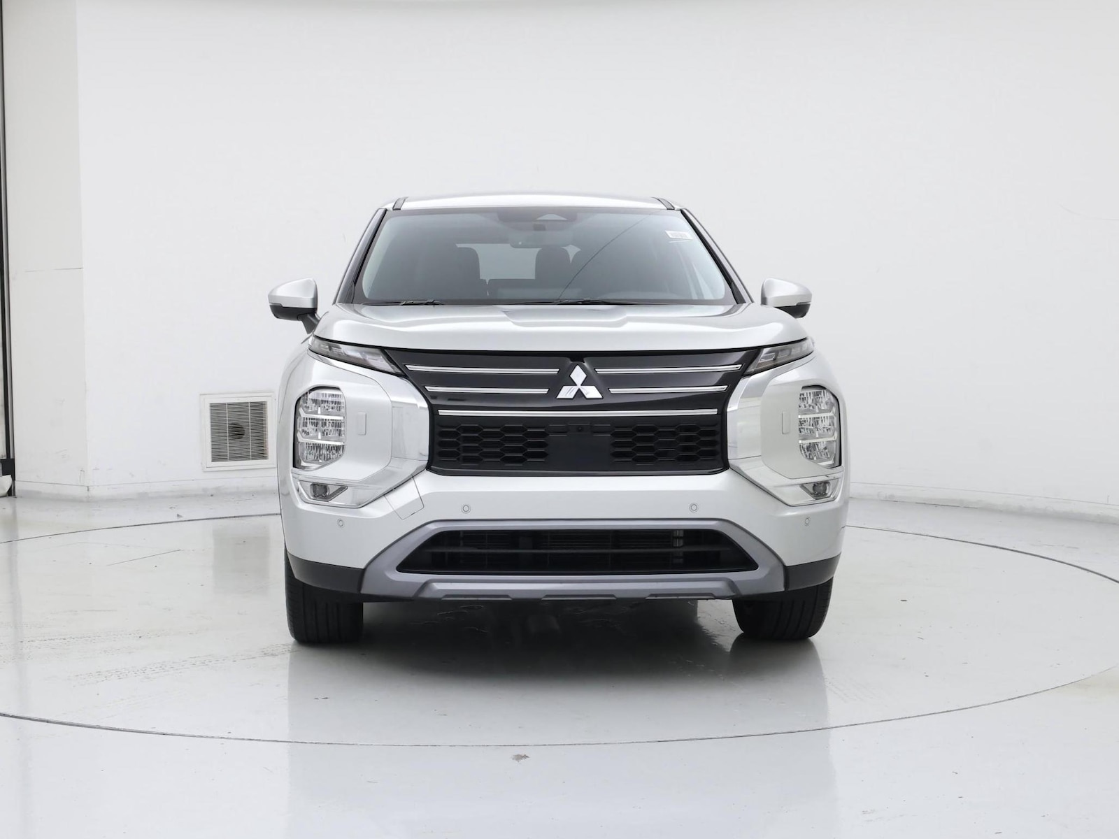 2025 Mitsubishi Outlander SE - Photo 6
