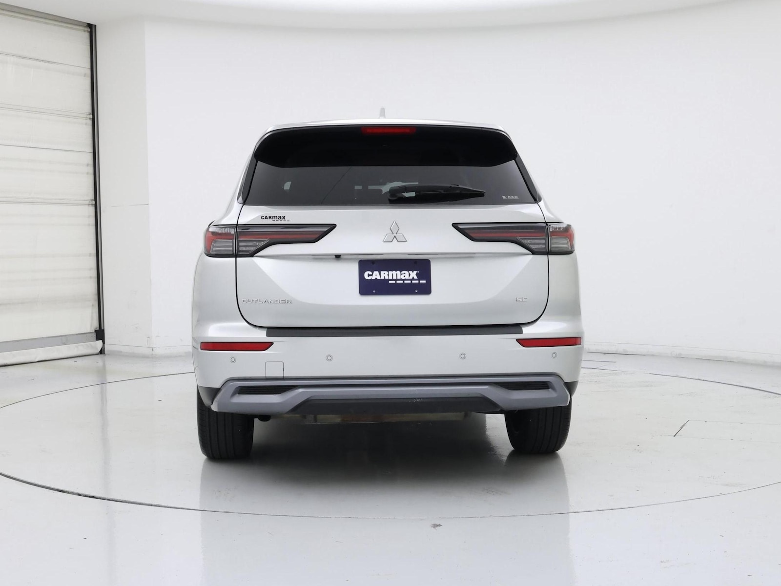 2025 Mitsubishi Outlander SE - Photo 7