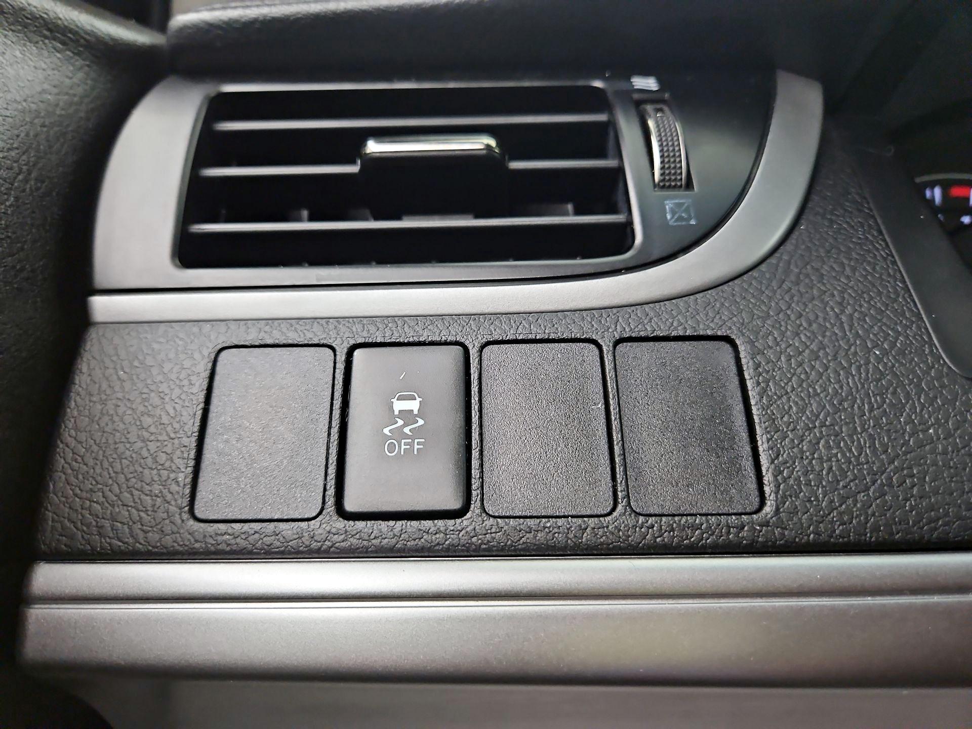 Thumbnail: 2014 Toyota Camry - 13