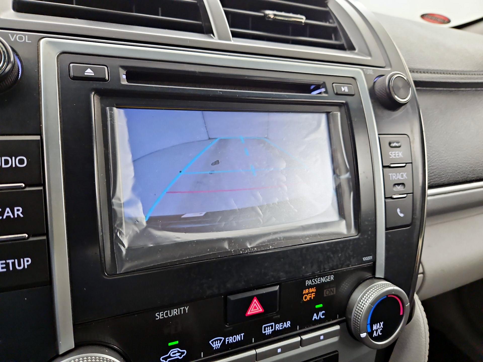 Thumbnail: 2014 Toyota Camry - 14