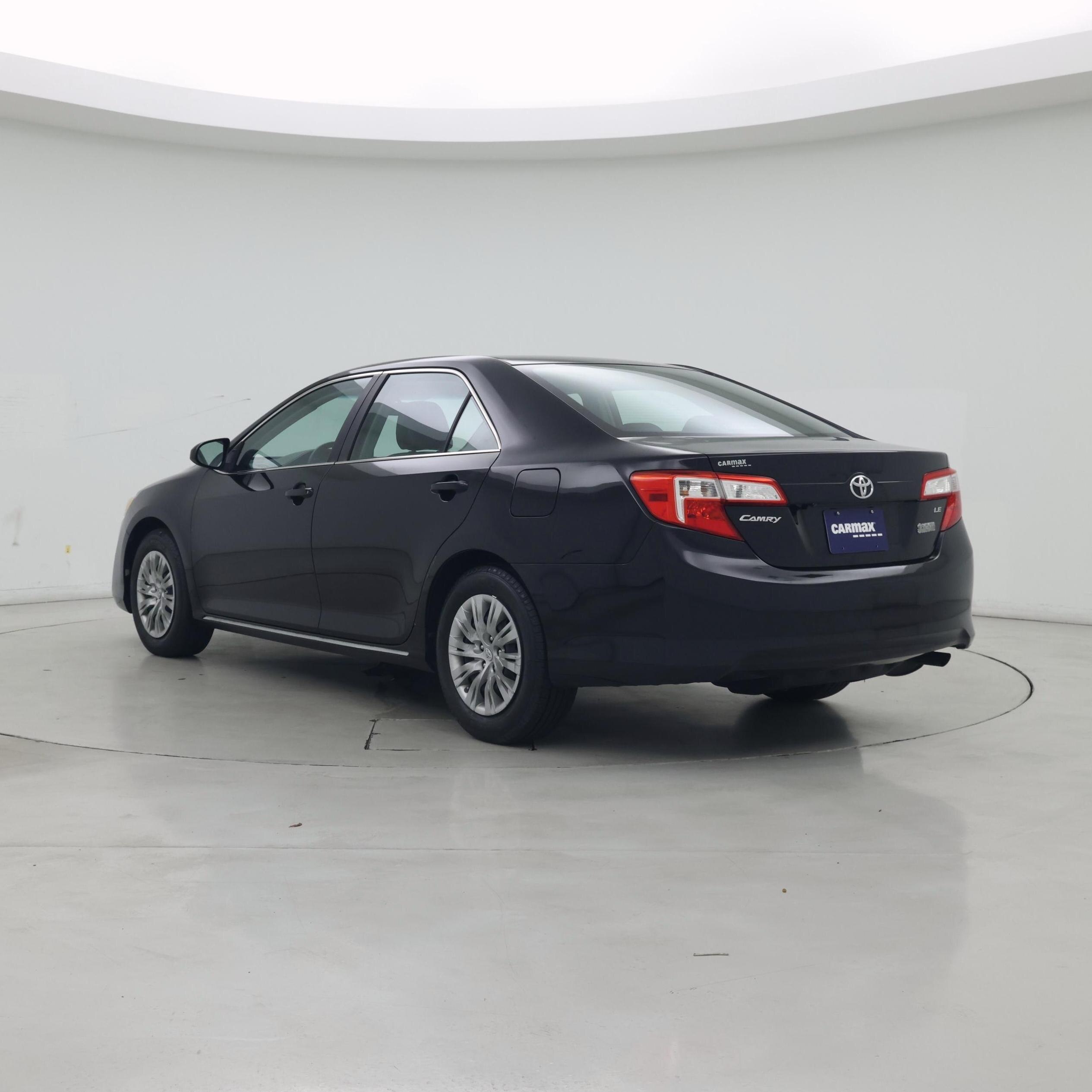 Thumbnail: 2014 Toyota Camry - 2