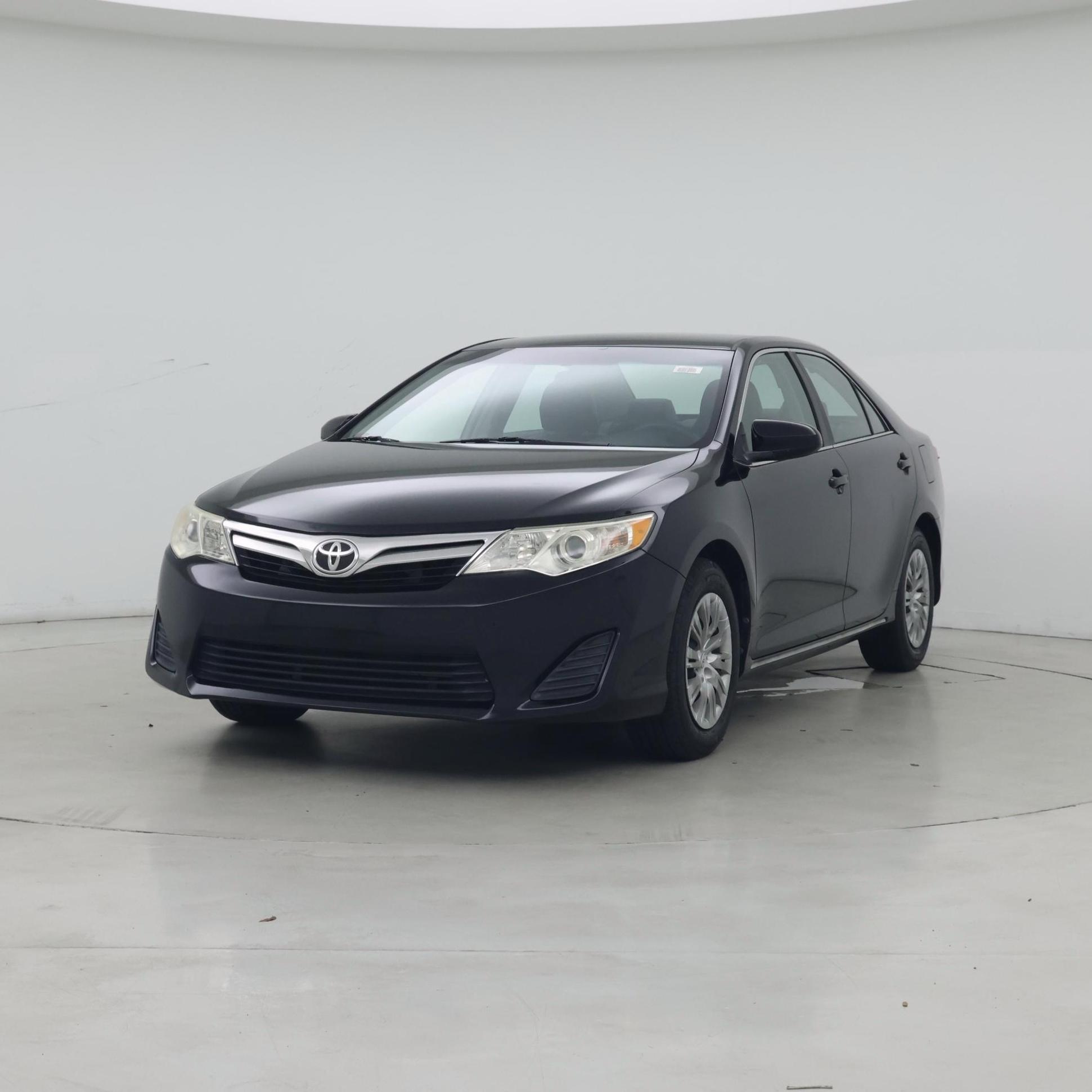 Thumbnail: 2014 Toyota Camry - 4