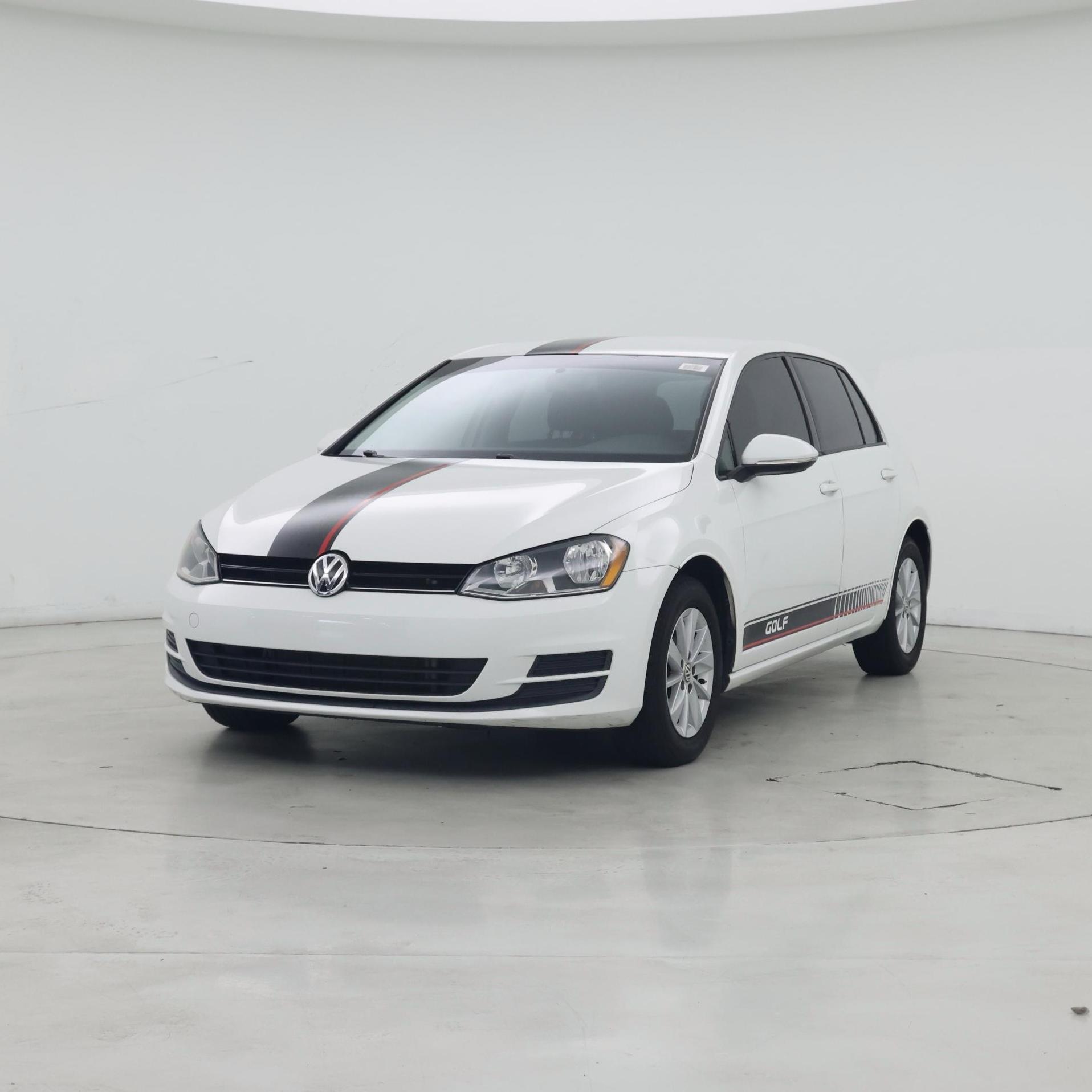 Thumbnail: 2016 Volkswagen Golf - 4