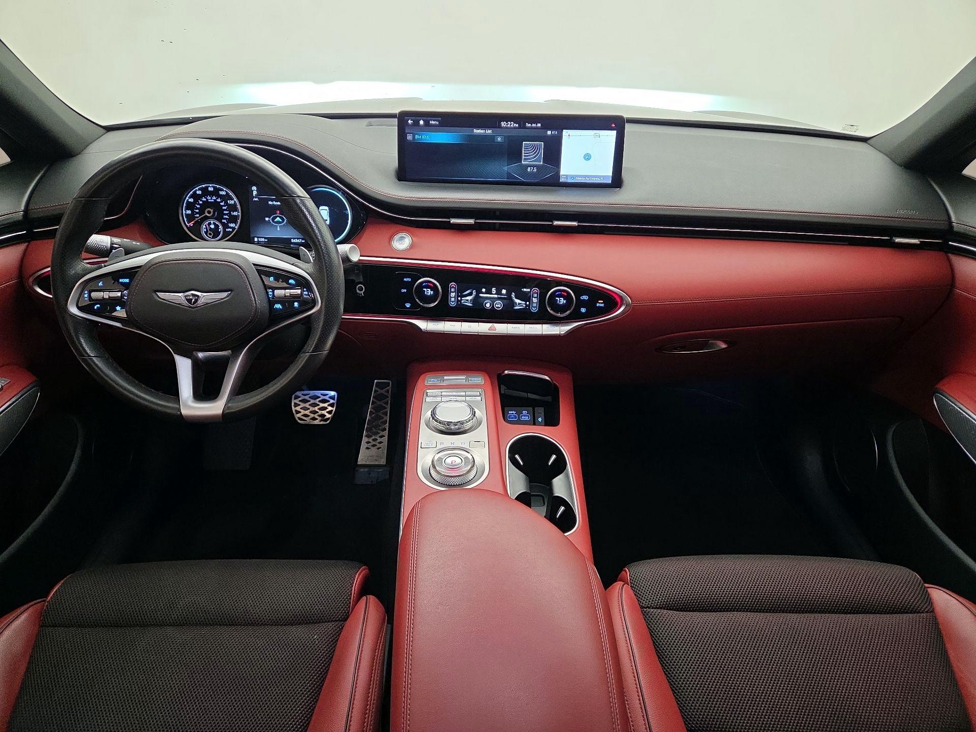 Thumbnail: 2022 Genesis GV70 - 9