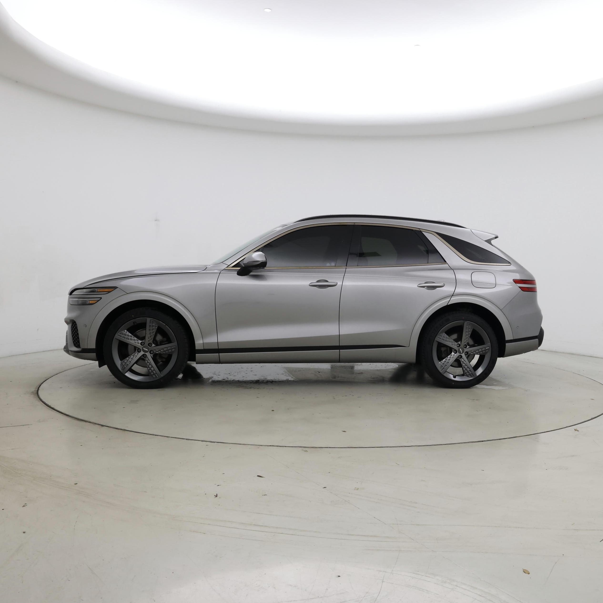 Thumbnail: 2022 Genesis GV70 - 3
