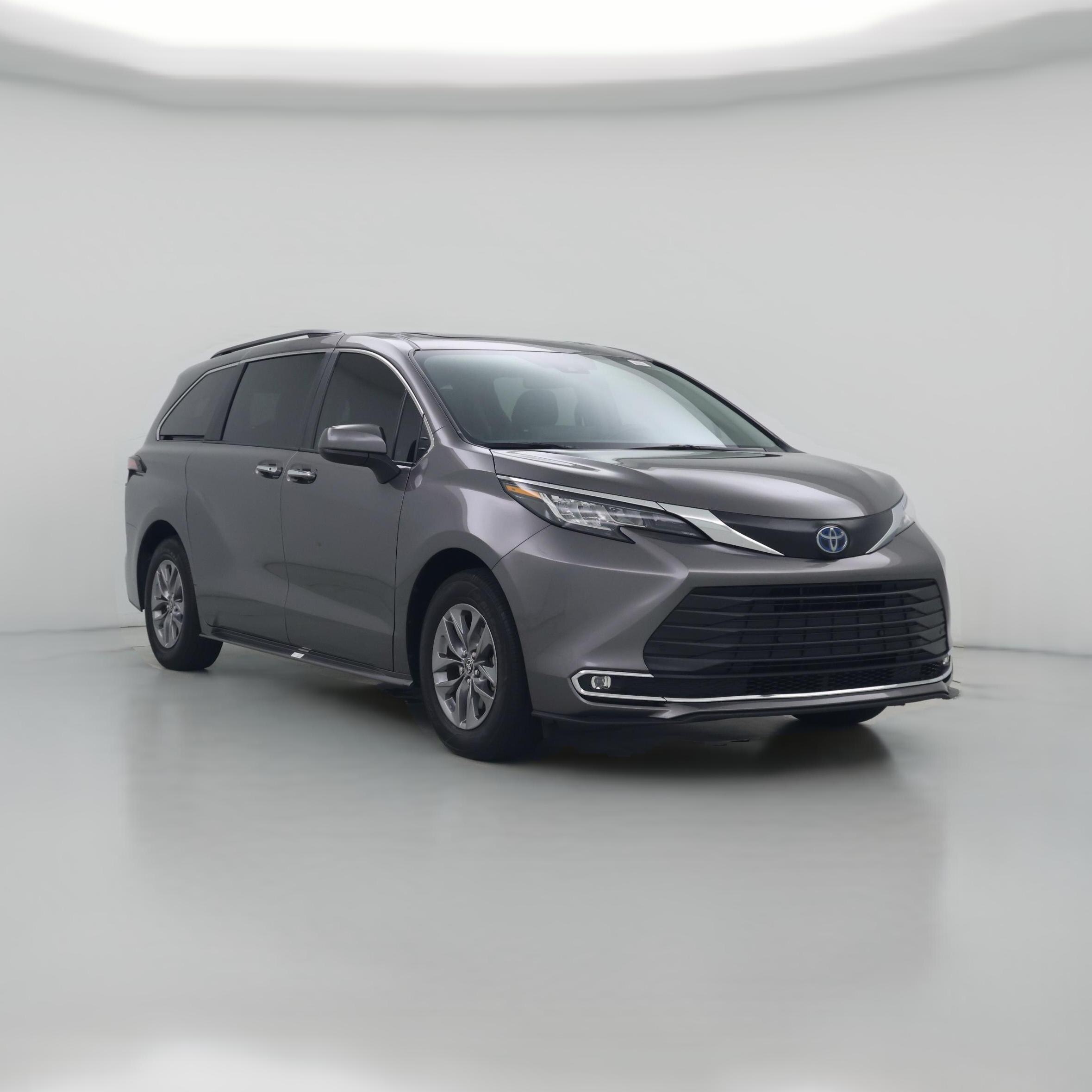 Thumbnail: 2023 Toyota Sienna - 1