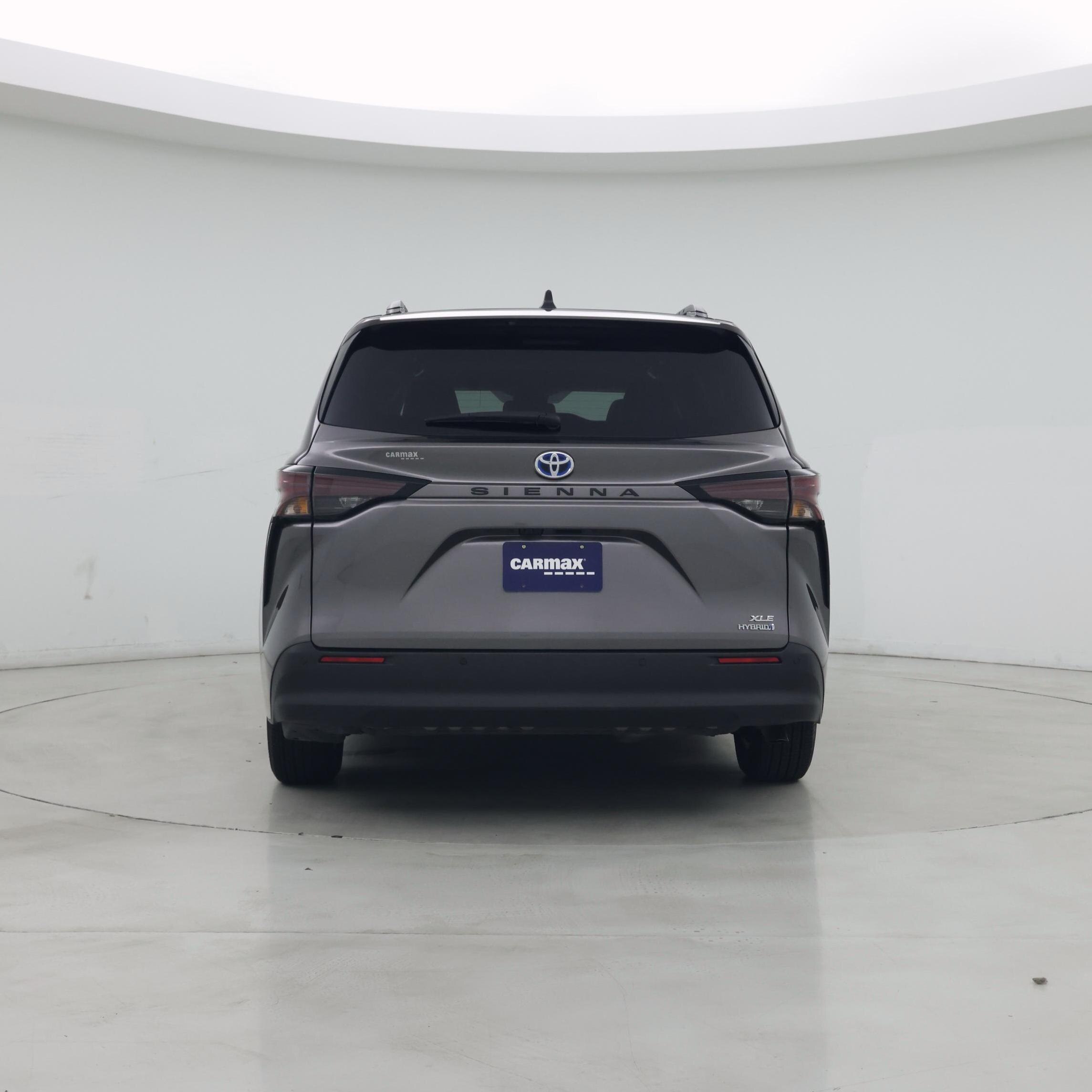 Thumbnail: 2023 Toyota Sienna - 6