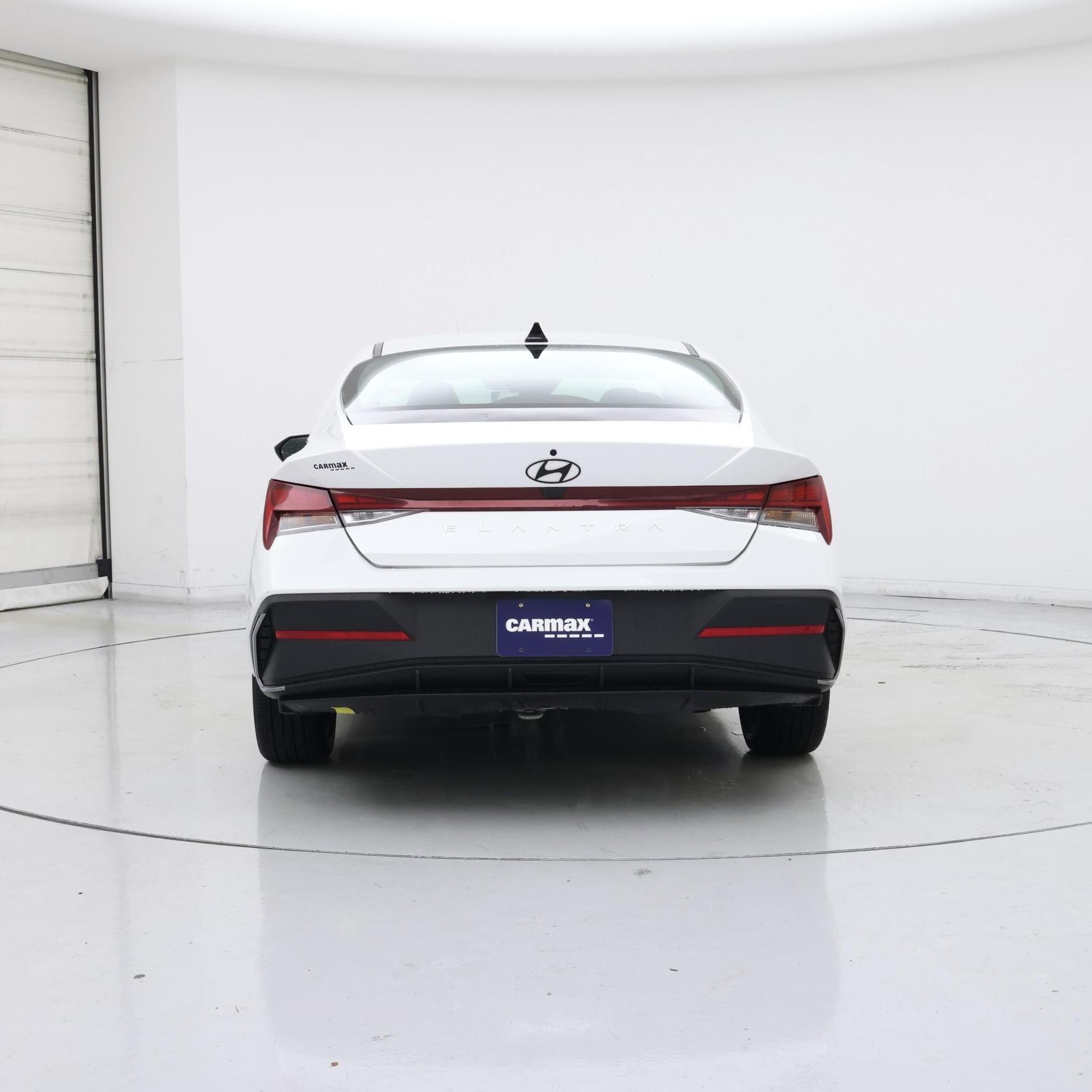 Thumbnail: 2024 Hyundai Elantra - 6