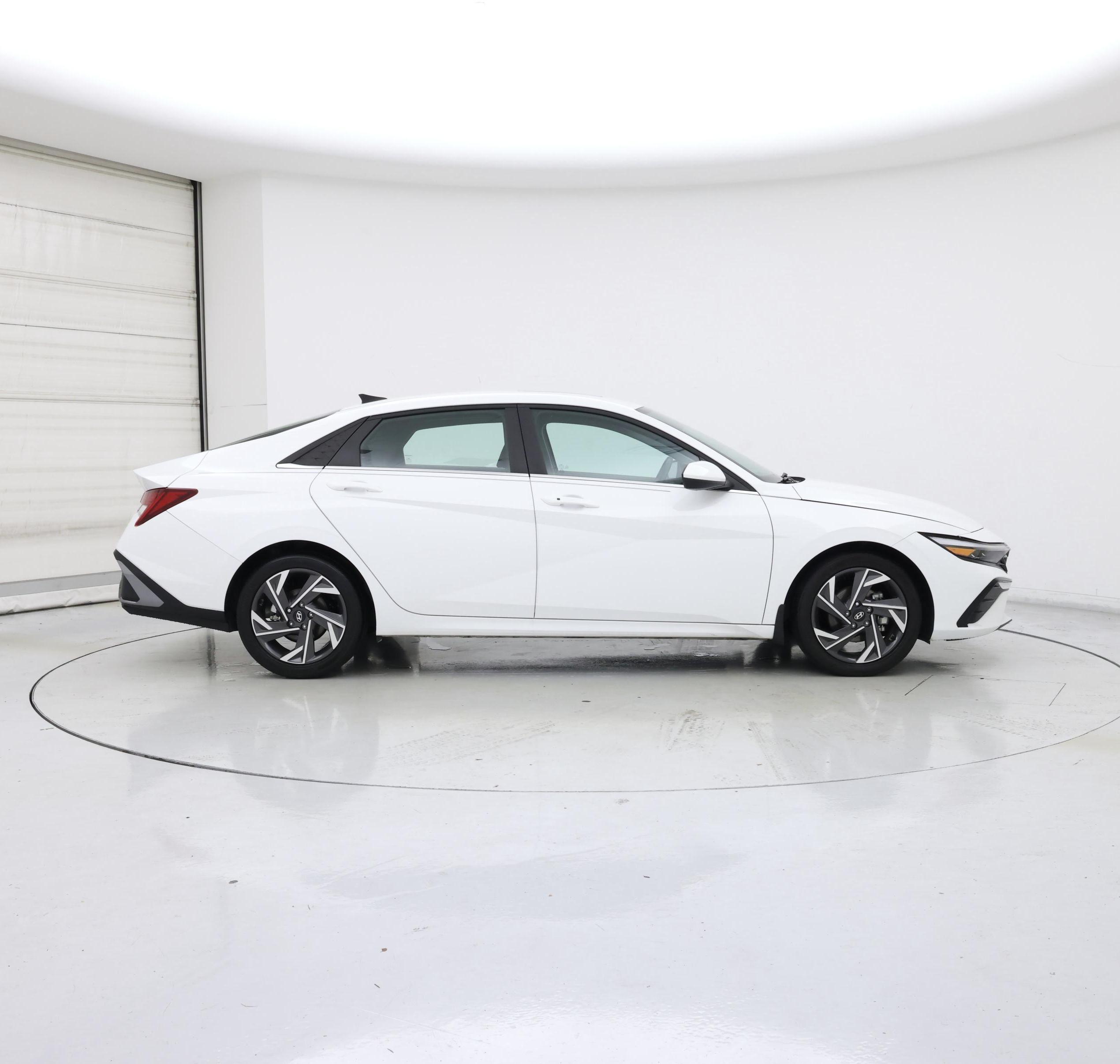 Thumbnail: 2024 Hyundai Elantra - 7