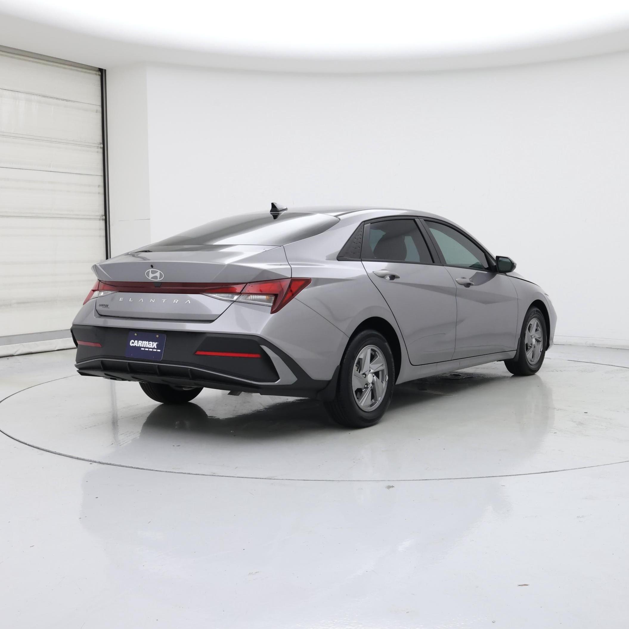 Thumbnail: 2025 Hyundai Elantra - 8