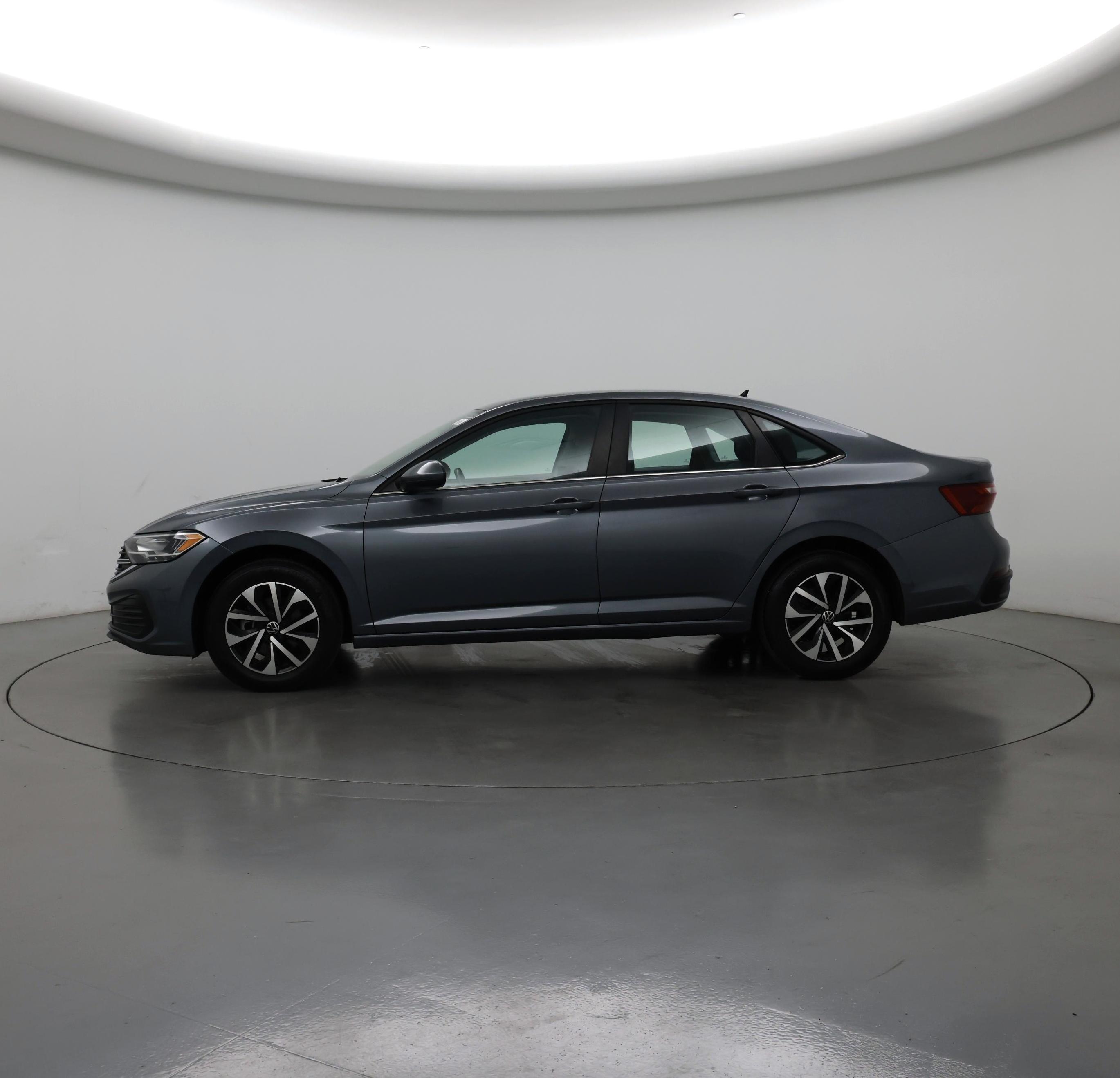 Thumbnail: 2024 Volkswagen Jetta - 3