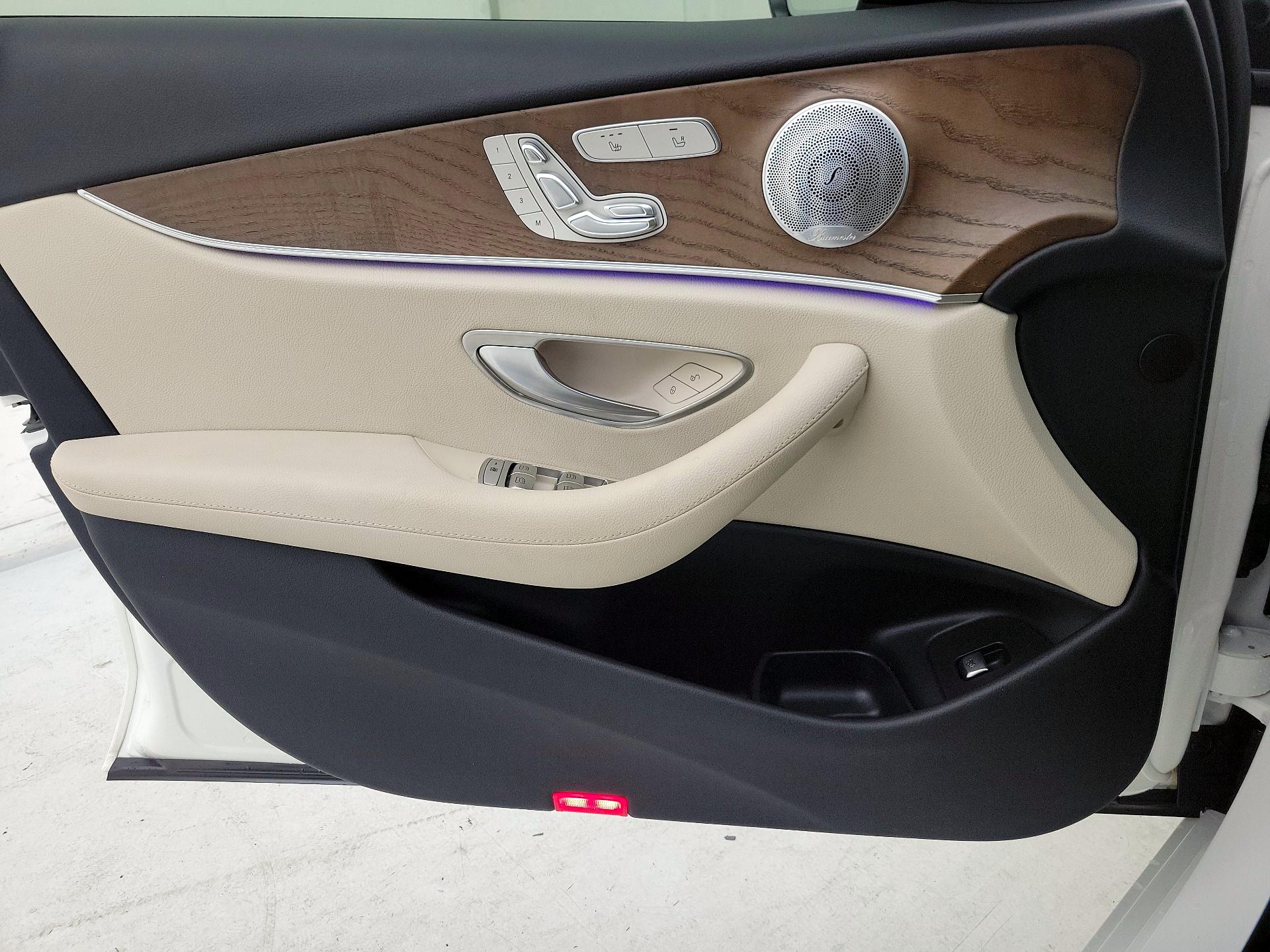 Thumbnail: 2020 Mercedes-Benz E-Class - 12