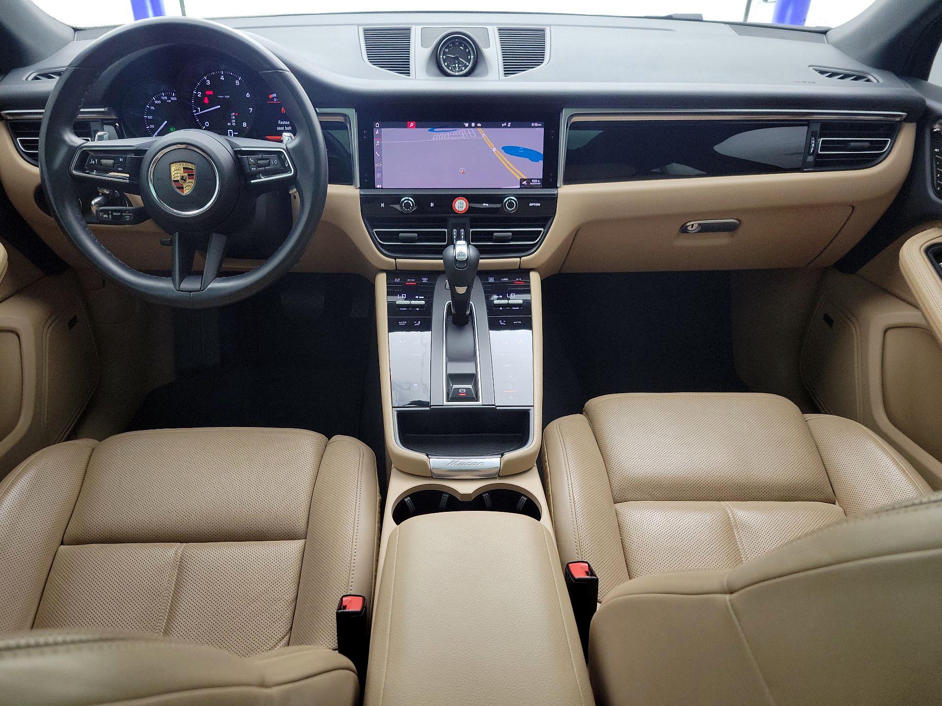 Thumbnail: 2022 Porsche Macan - 9