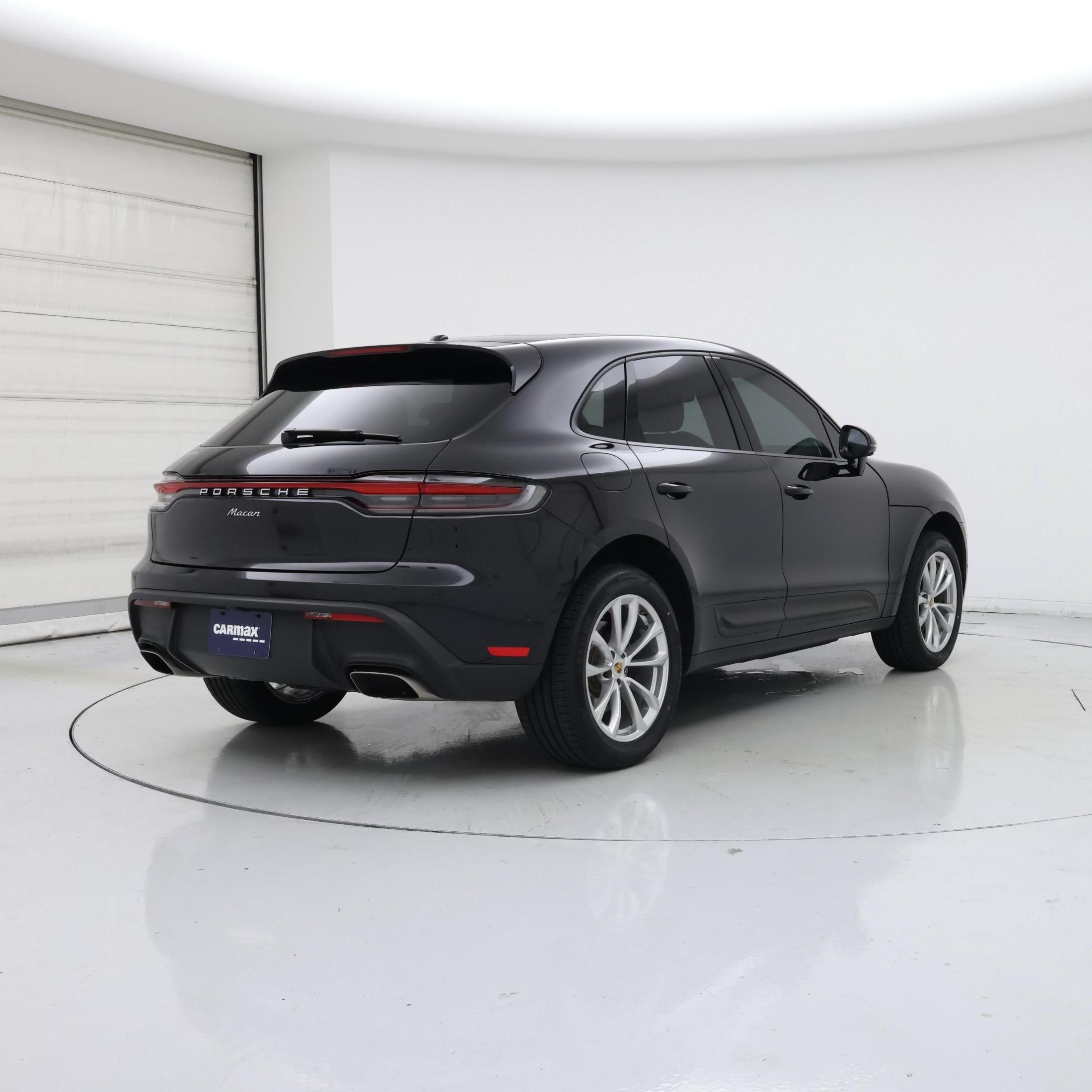 Thumbnail: 2022 Porsche Macan - 8