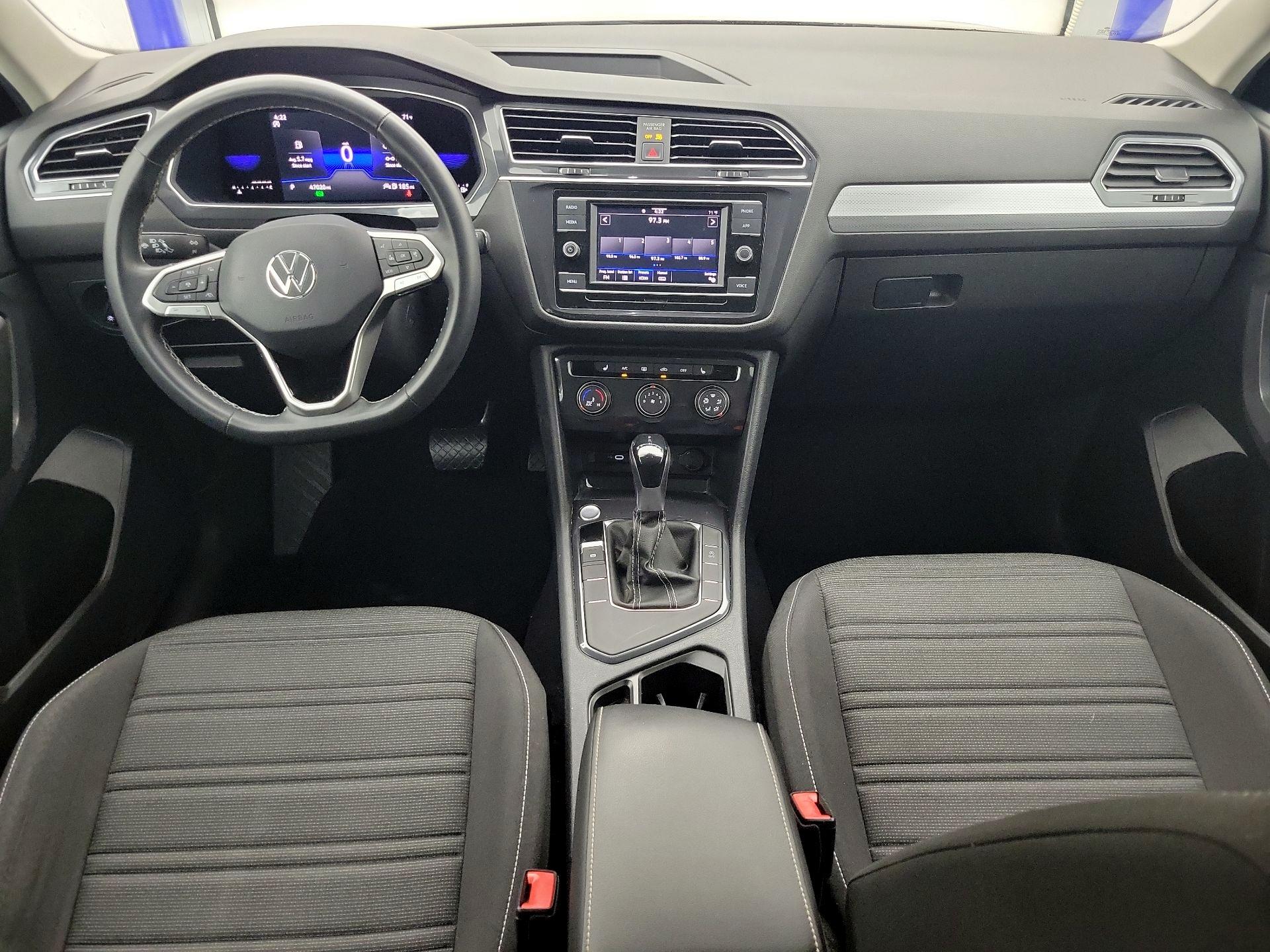 Thumbnail: 2022 Volkswagen Tiguan - 9