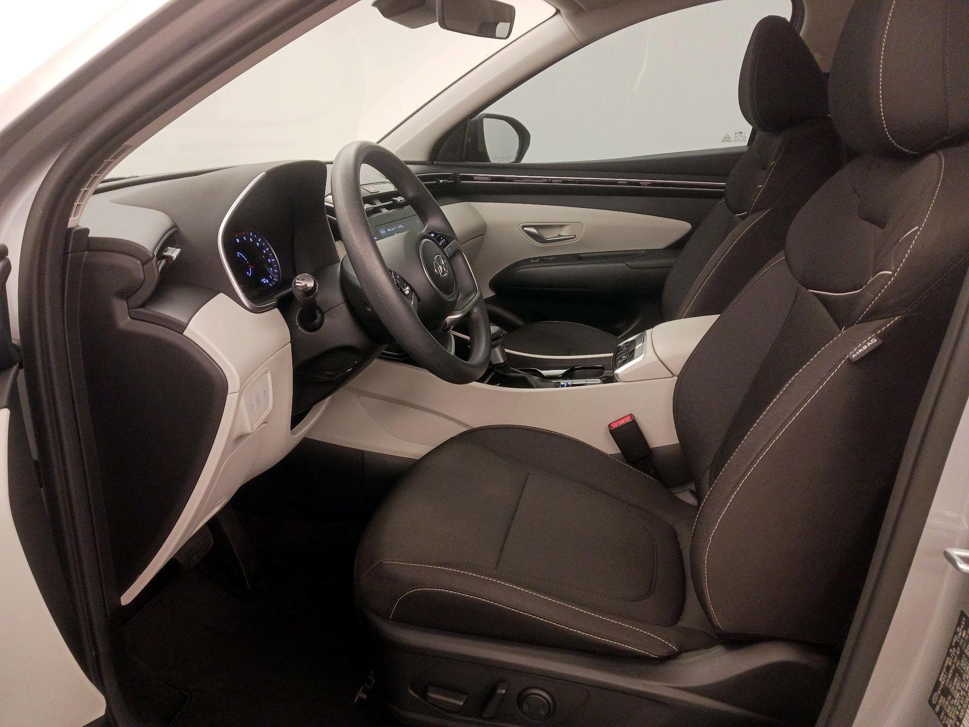 Thumbnail: 2023 Hyundai Tucson - 11