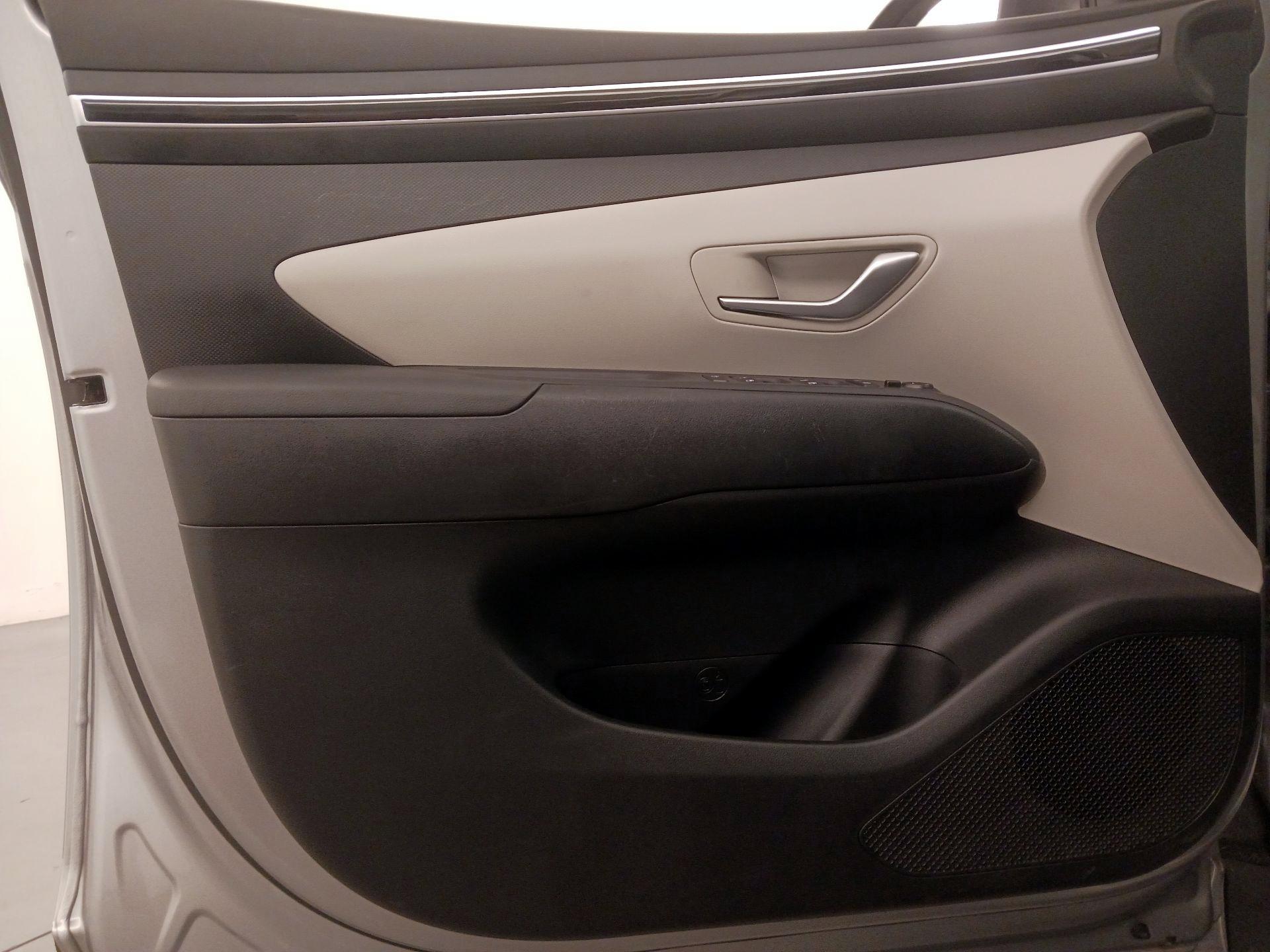 Thumbnail: 2023 Hyundai Tucson - 12