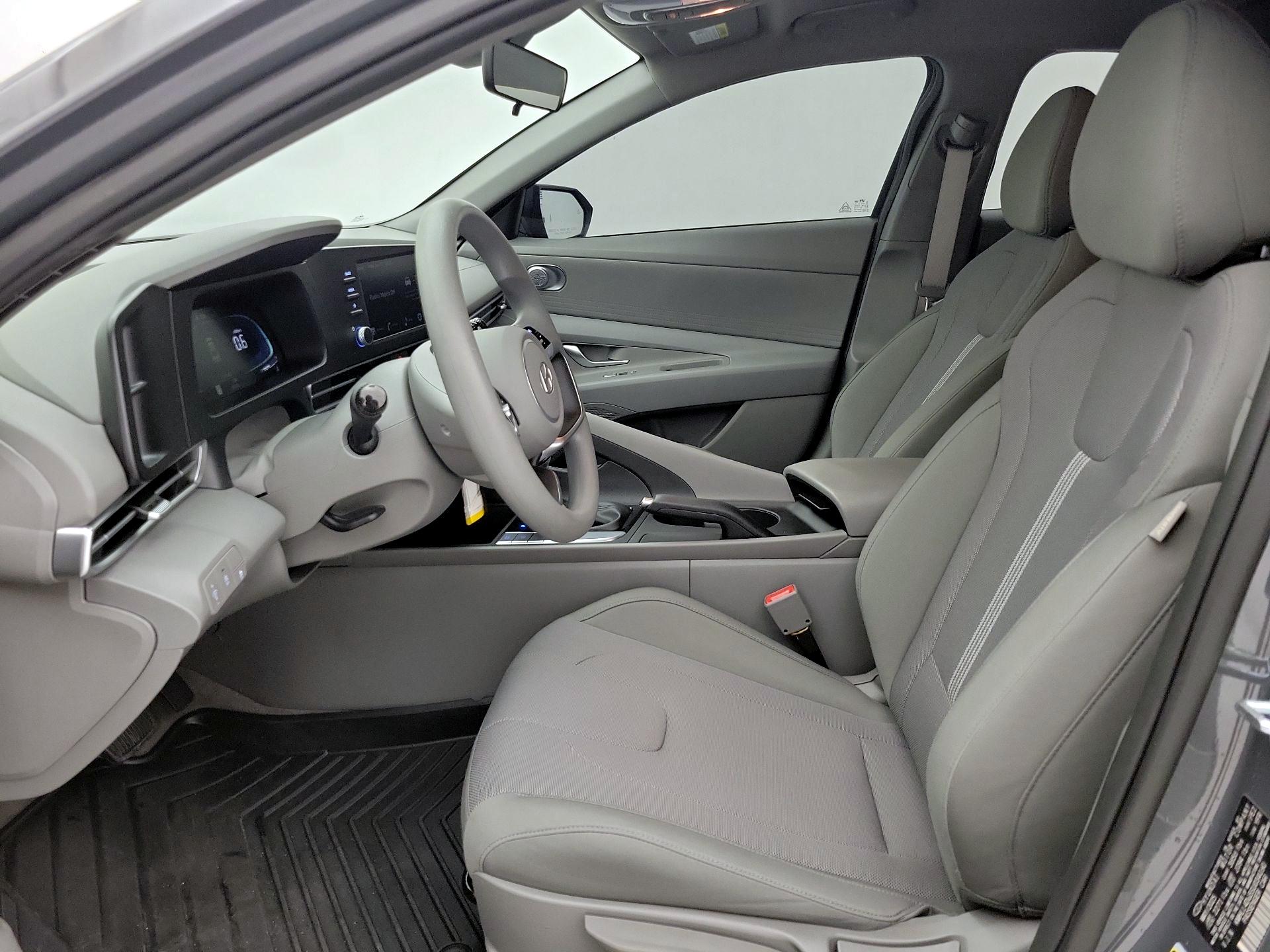 Thumbnail: 2025 Hyundai Elantra - 11